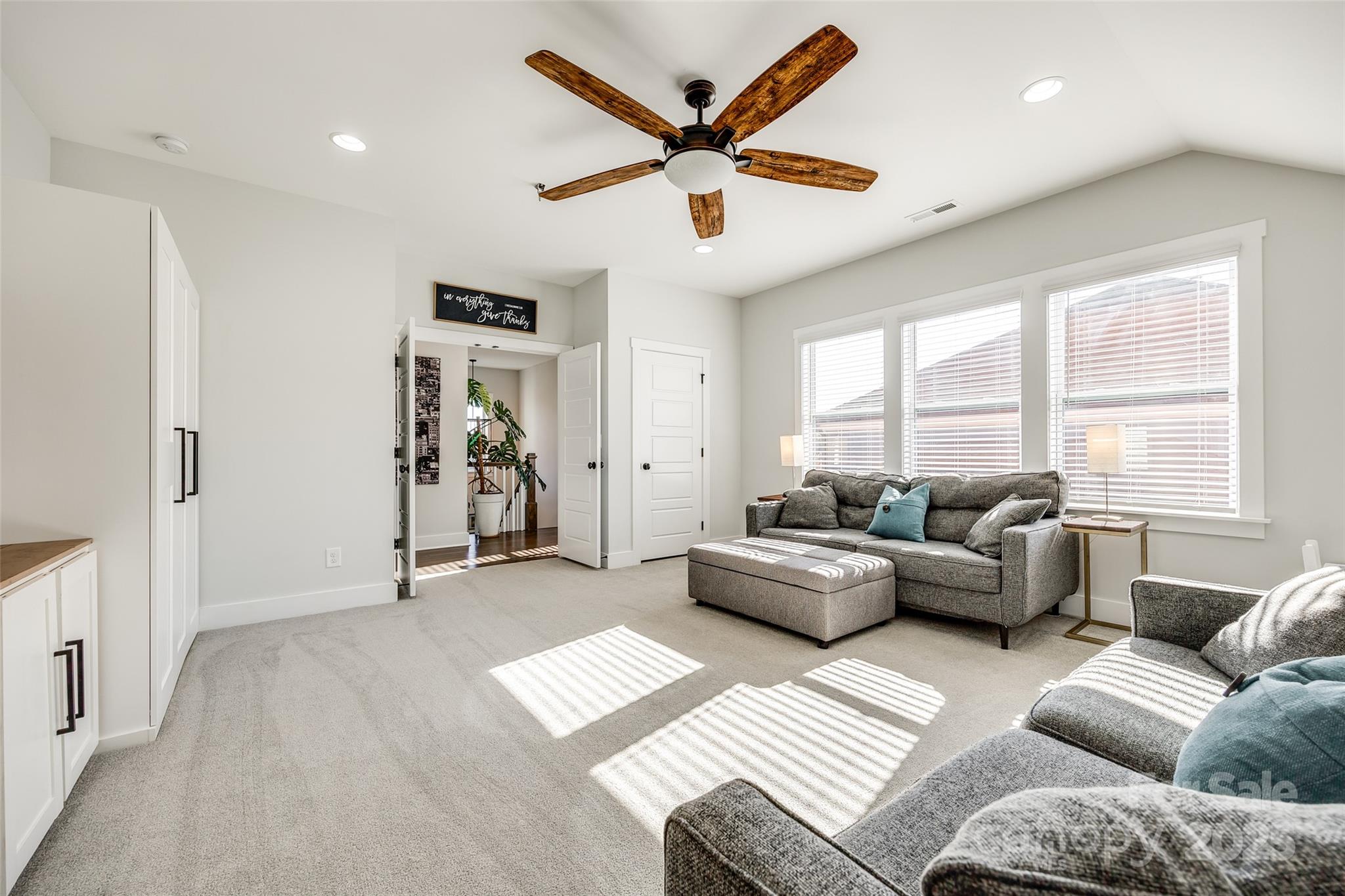 Paddlers Cove - Residential