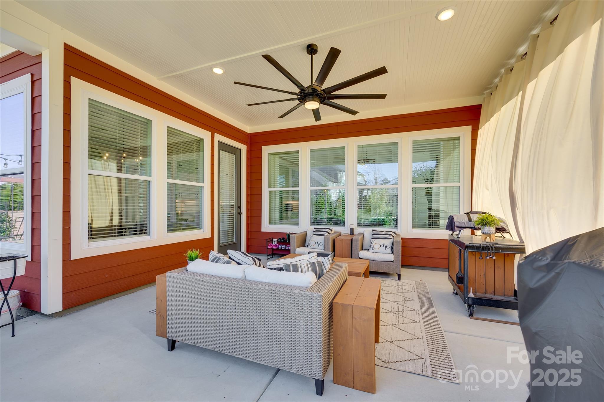 Paddlers Cove - Residential