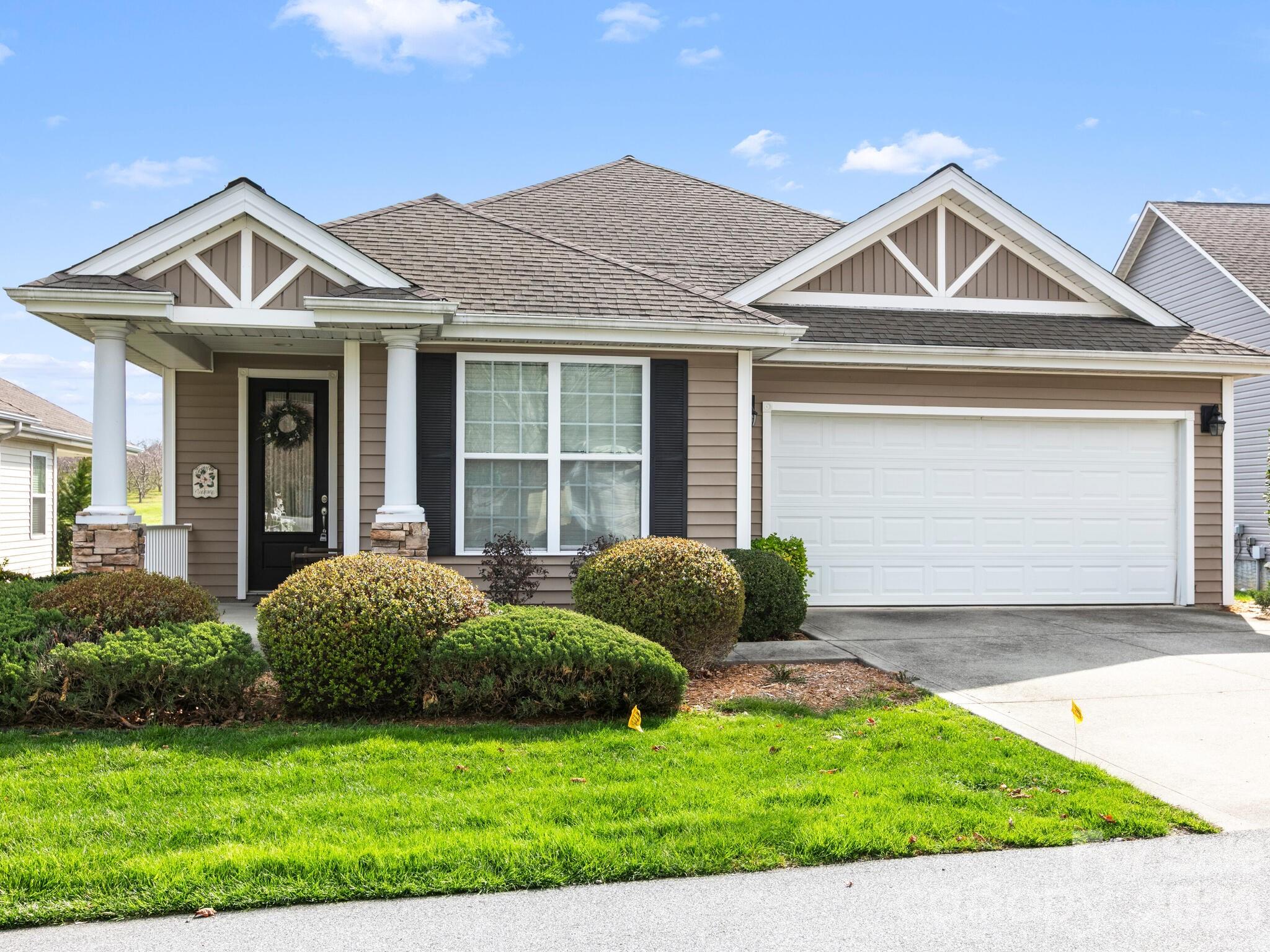 Eagle Pointe - Residential