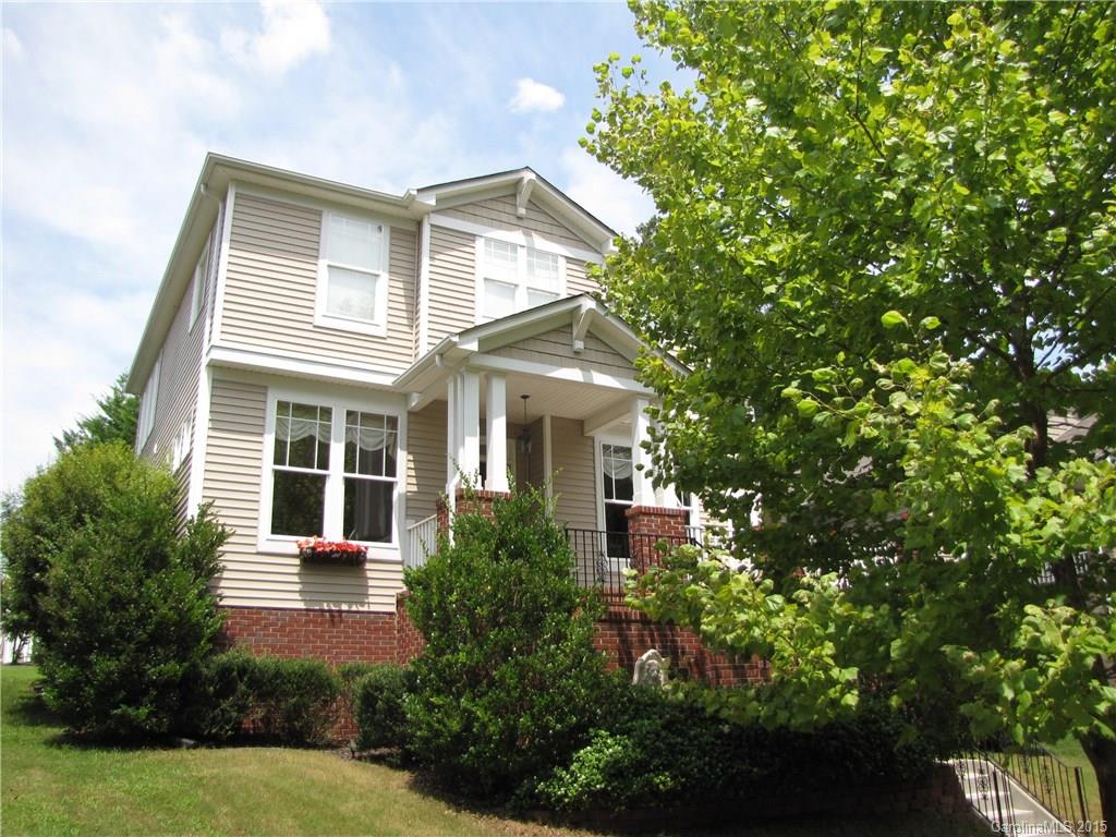 Gorgeous MacAulay rental!  Home boasts a grand, 2-story living rm with open concept floor plan. Master bdm and huge bonus rm upstairs.  Home has a large wrap front porch that over looks the picturesque Ryland Park. Location is ideal in sought-after MacAulay and A-rated schools. Upgrades galore throughout! HARDWOODS EVERYWHERE! The 46in LCD tv mounted in the bonus room stays with the home. Terms are negotiable as owner would prefer a longer lease term. This is the rental you've been waiting for!