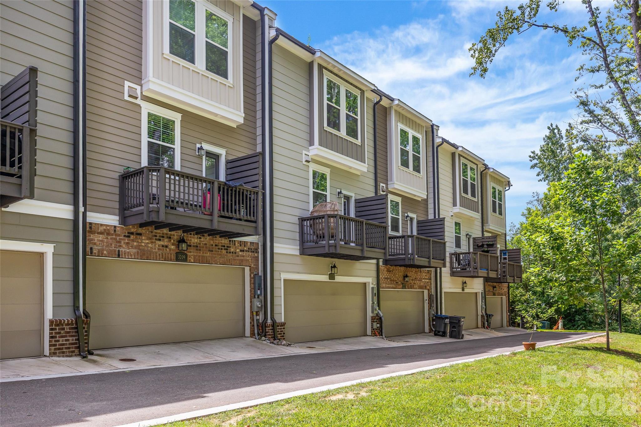 Oakhurst - Residential
