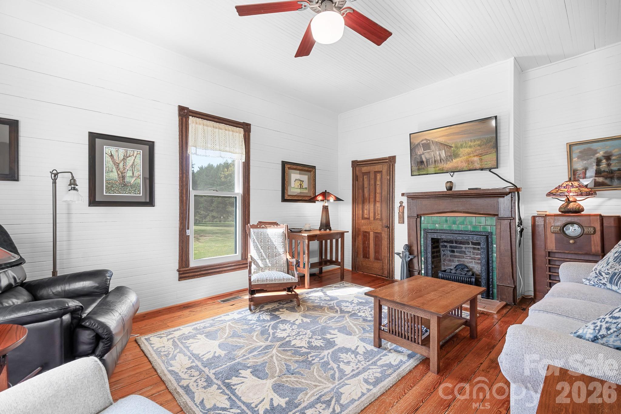 Larkin Sloan Estates - Residential