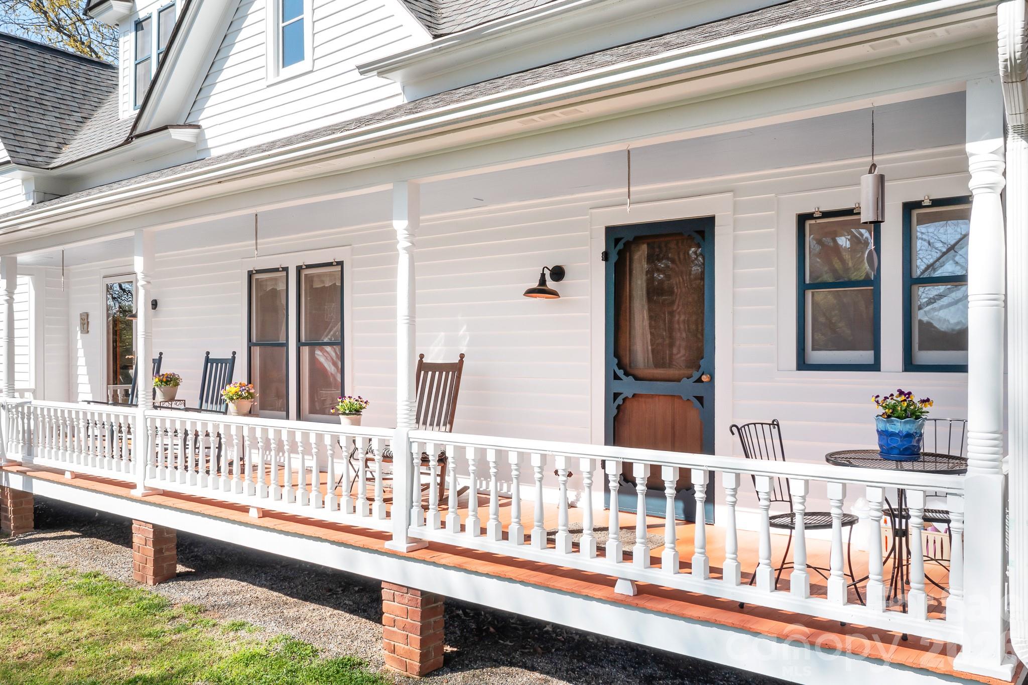 Larkin Sloan Estates - Residential