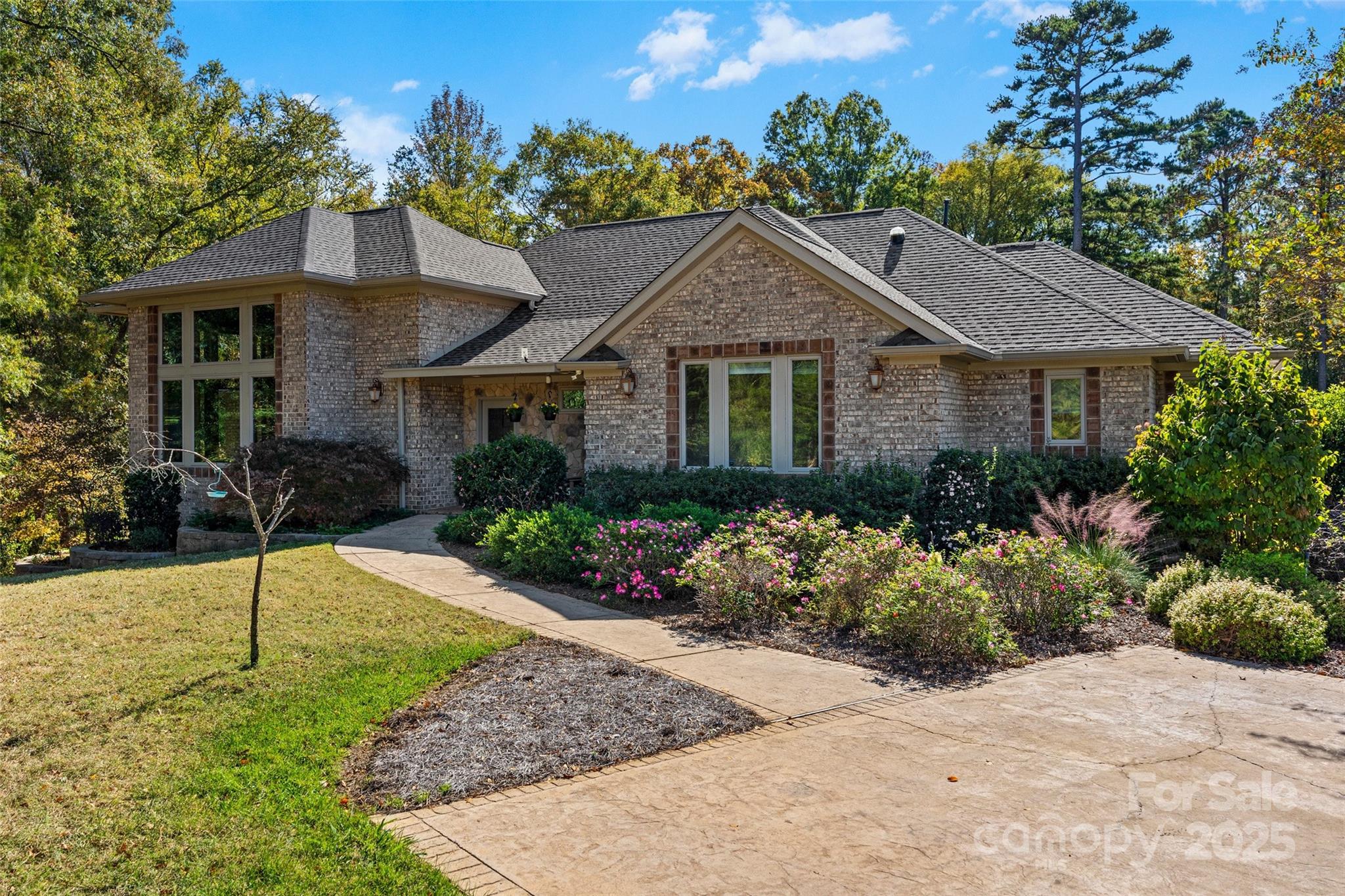 The Gates At Eastview - Residential