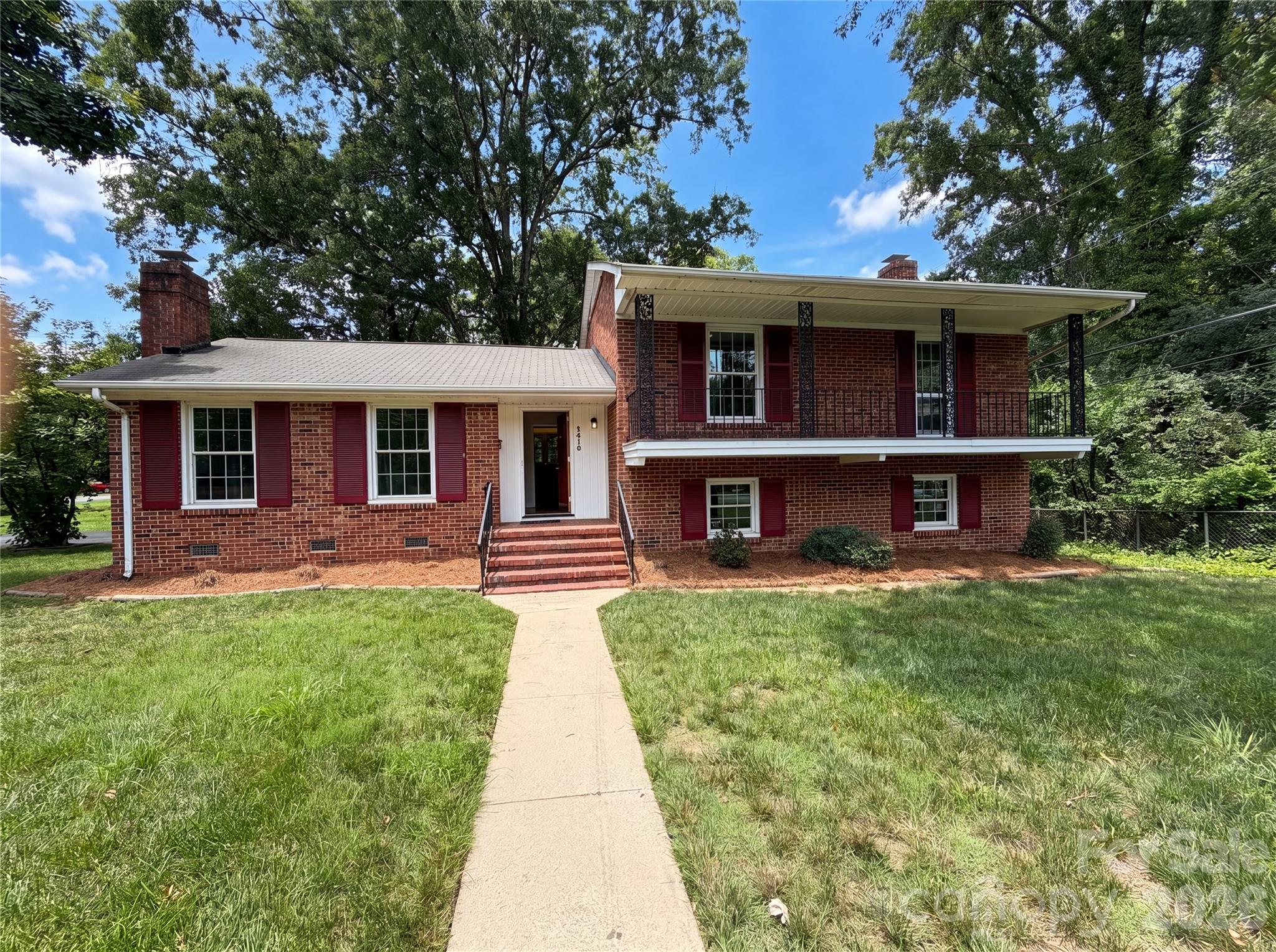 Beverly Woods - Residential