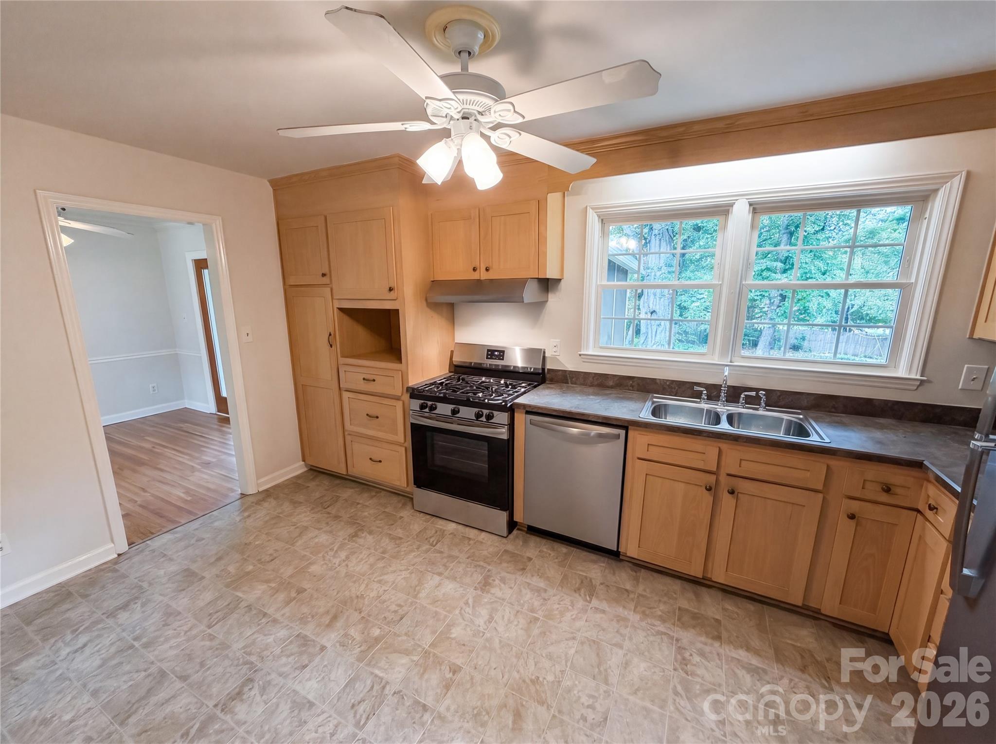 Beverly Woods - Residential