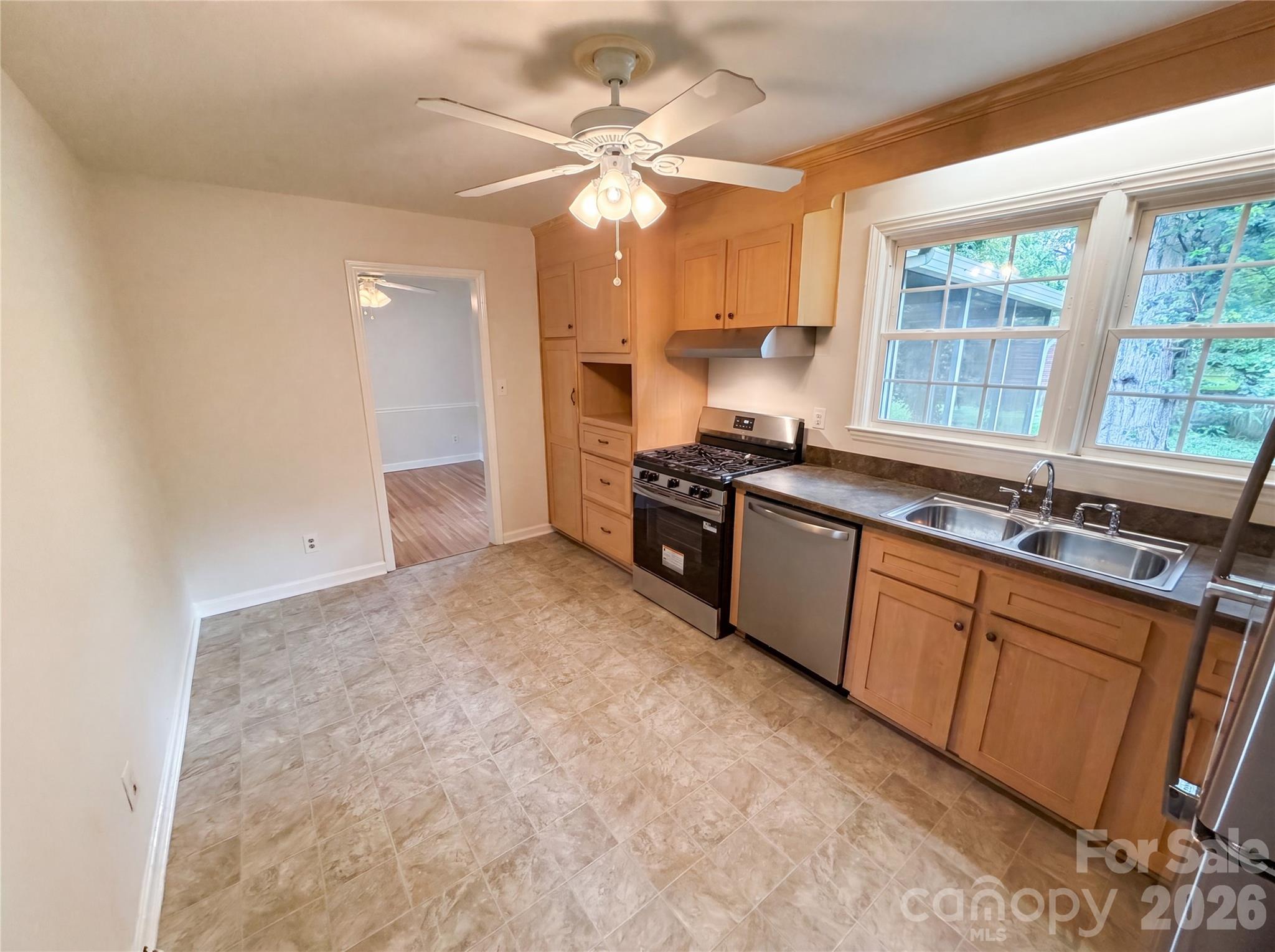 Beverly Woods - Residential