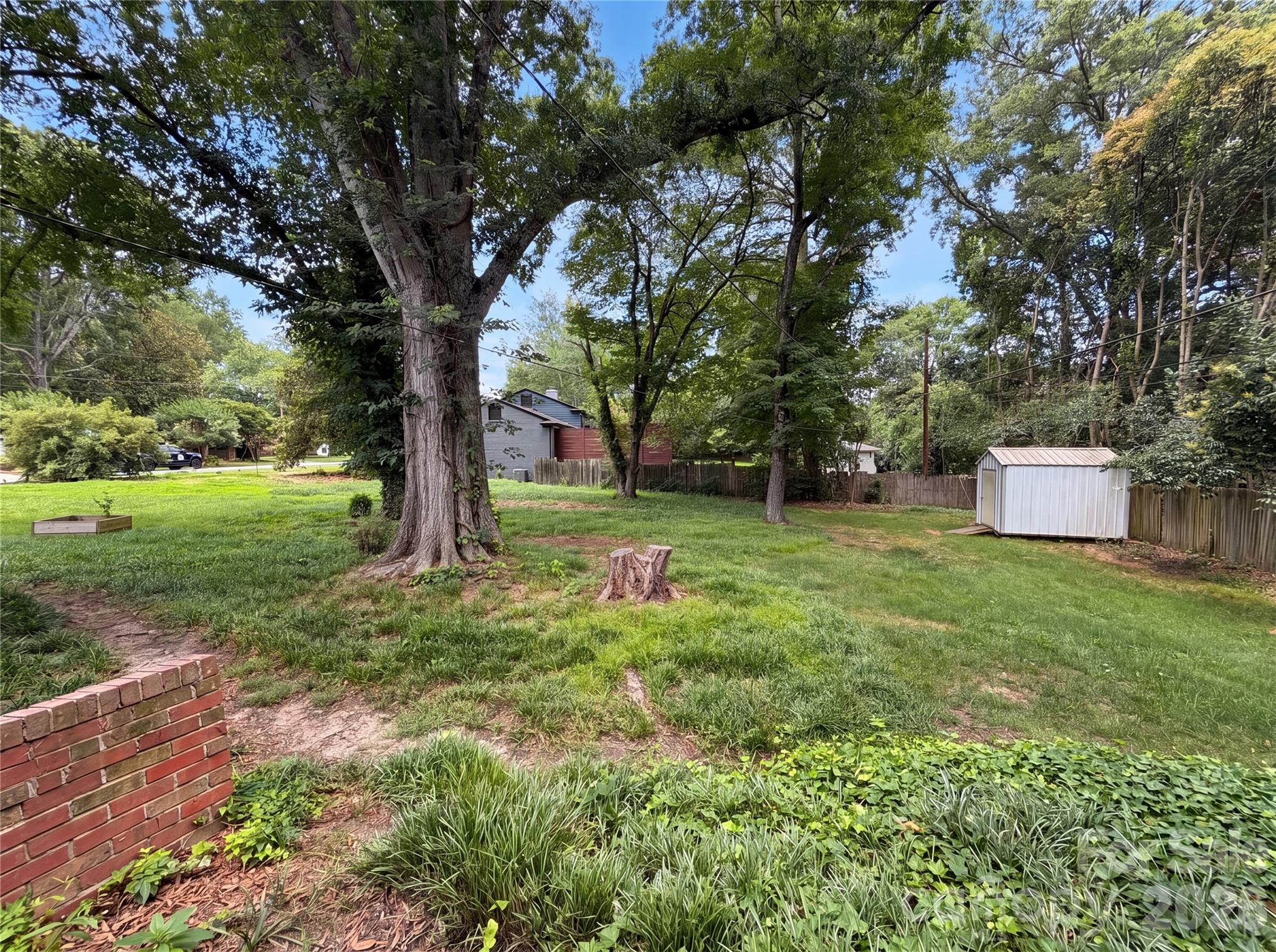 Beverly Woods - Residential