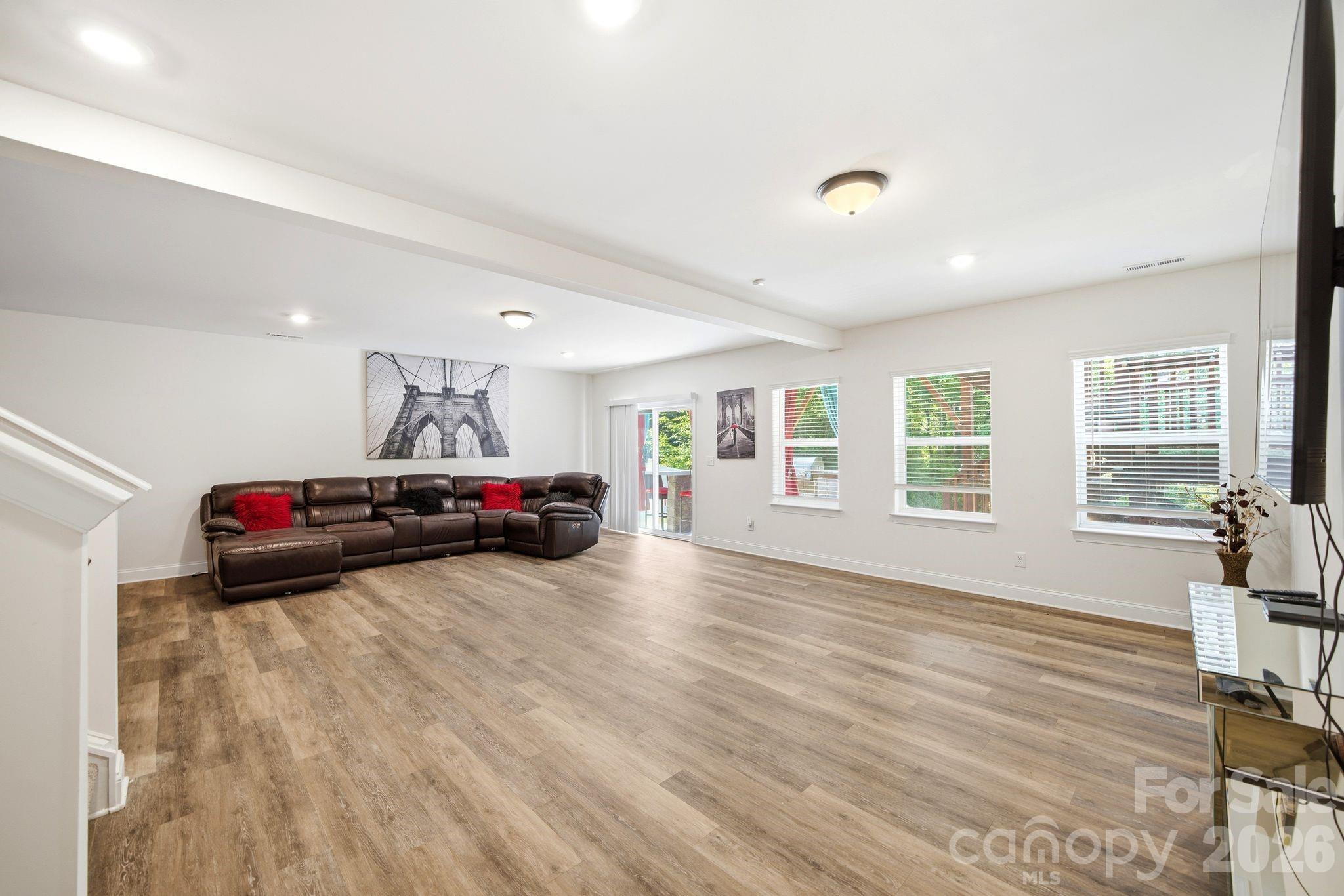 Robinson Oaks - Residential