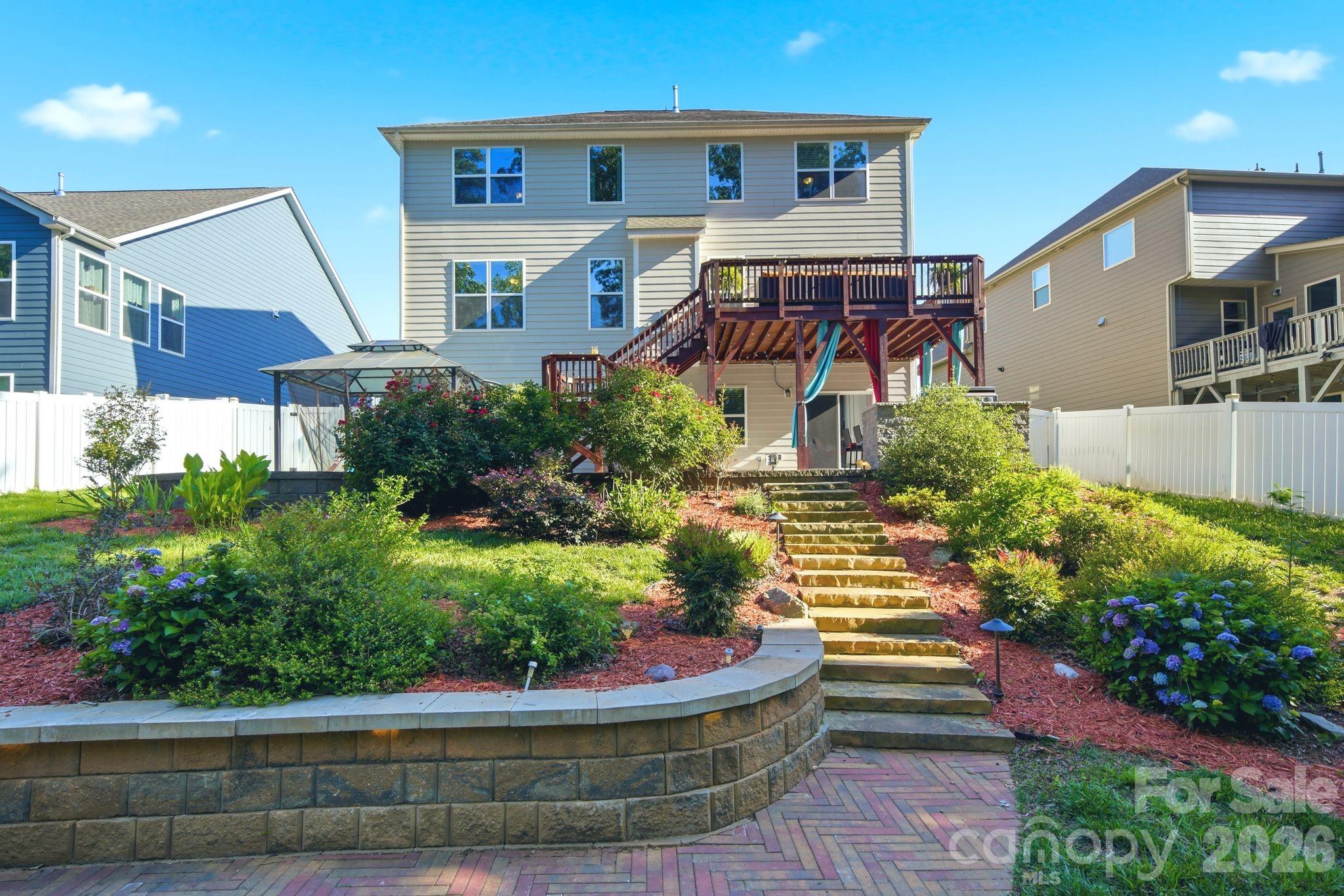 Robinson Oaks - Residential
