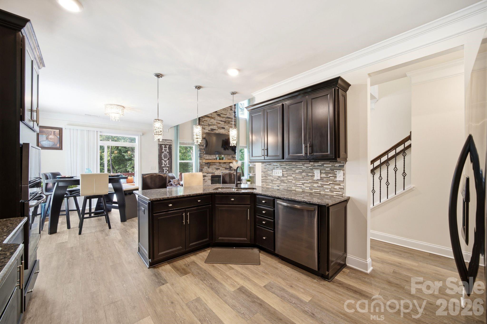 Robinson Oaks - Residential