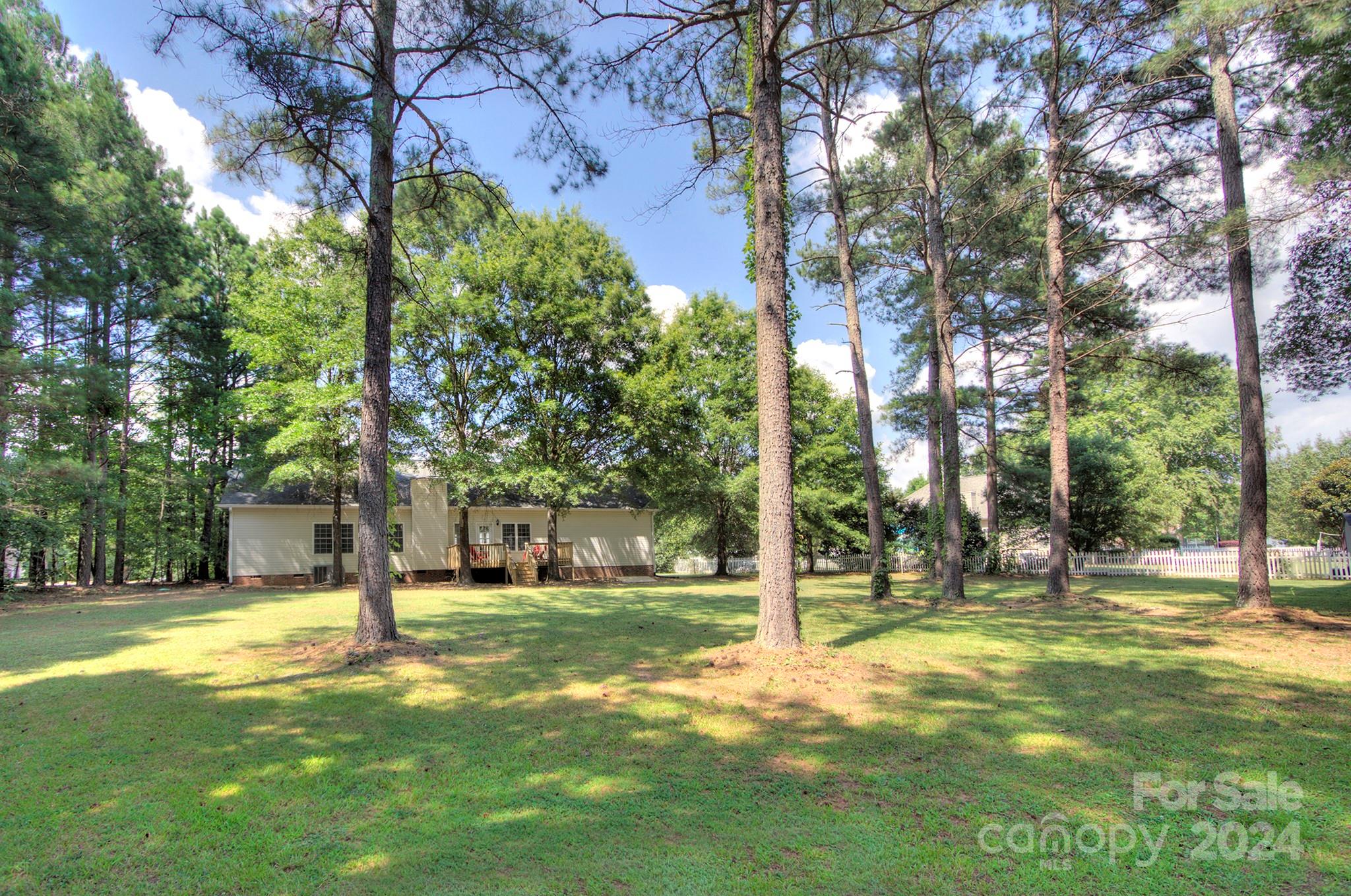 Henrys Orchard - Residential