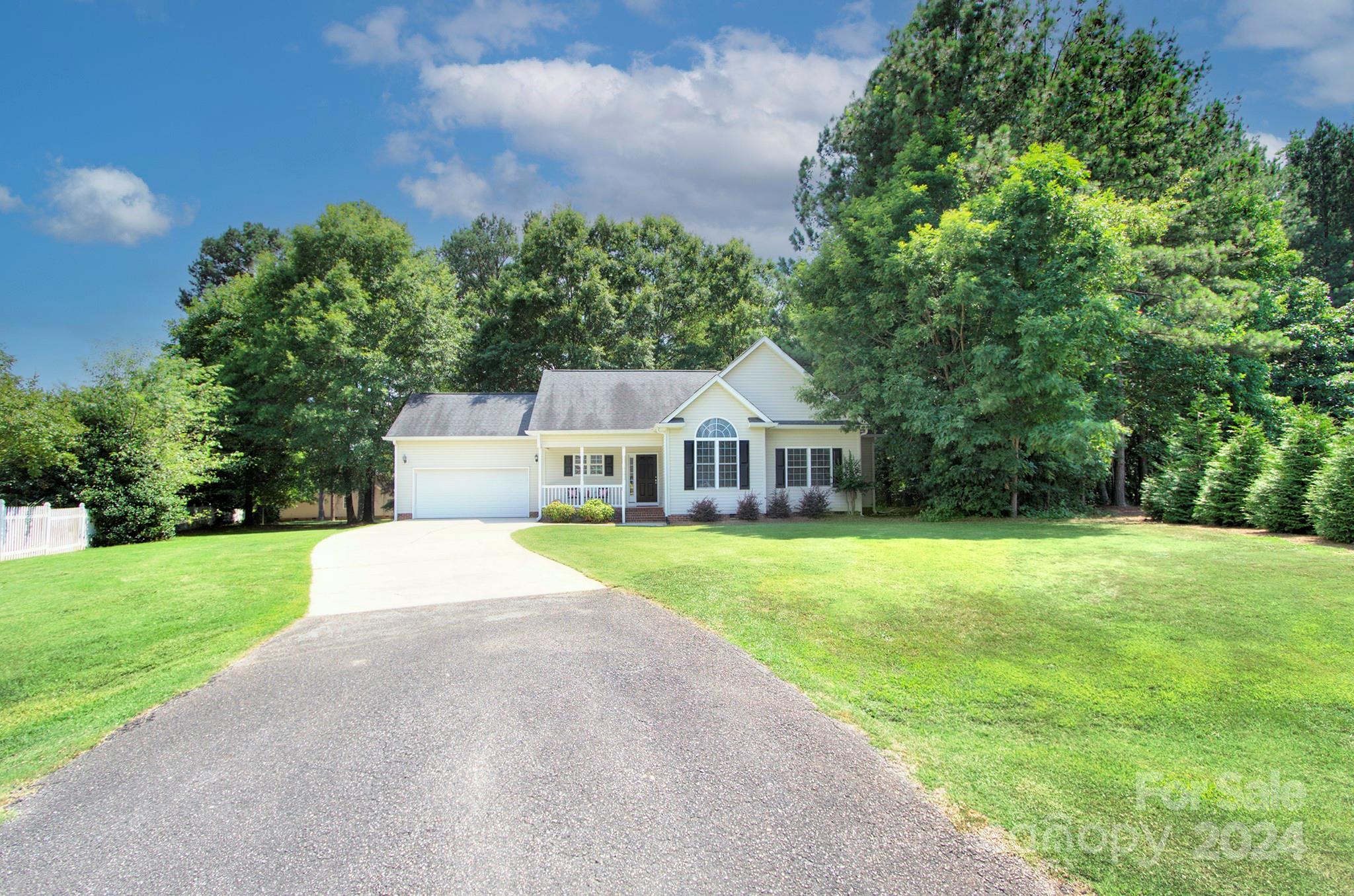Henrys Orchard - Residential