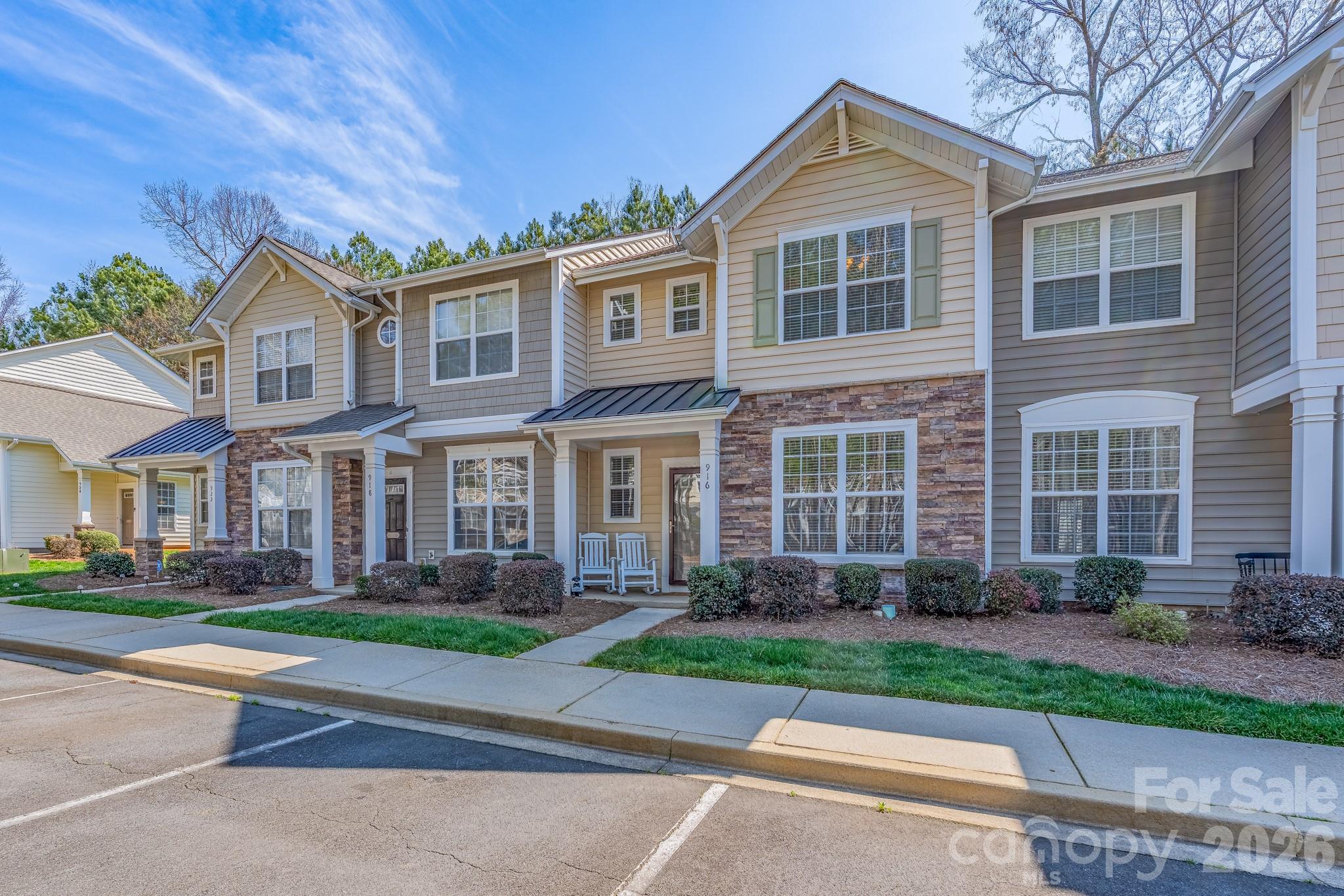 Ridge Pointe - Residential