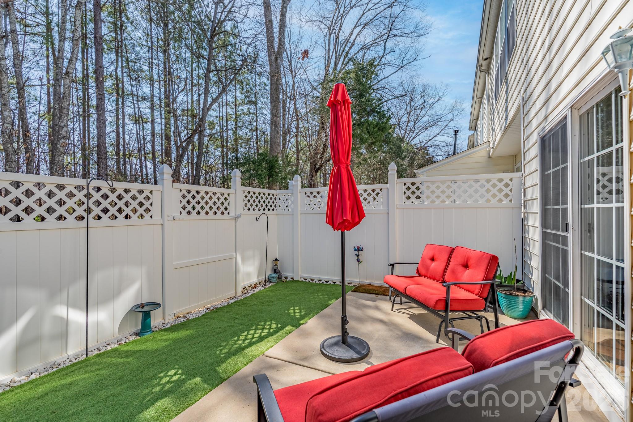 Ridge Pointe - Residential