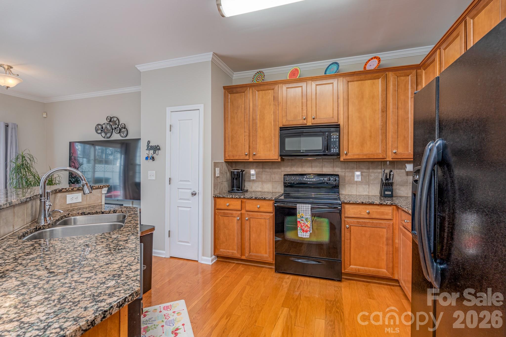 Ridge Pointe - Residential