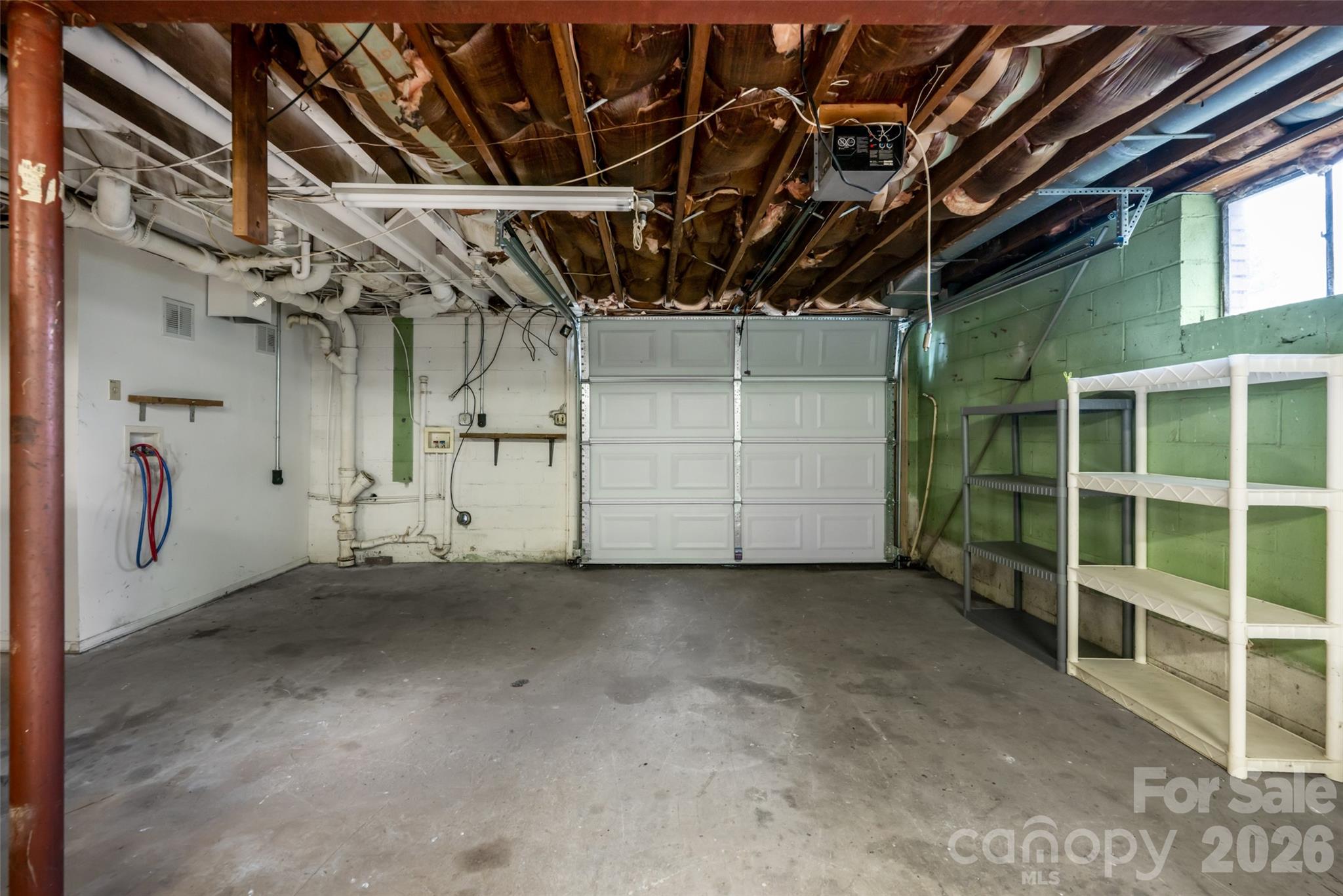 Royal Pines - Residential