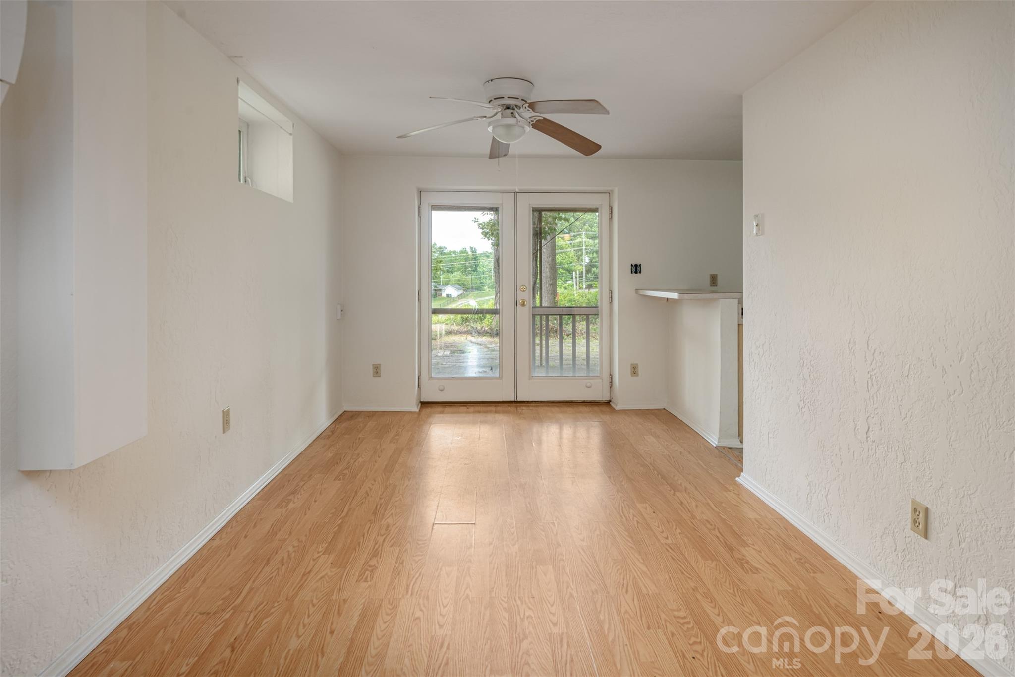Royal Pines - Residential