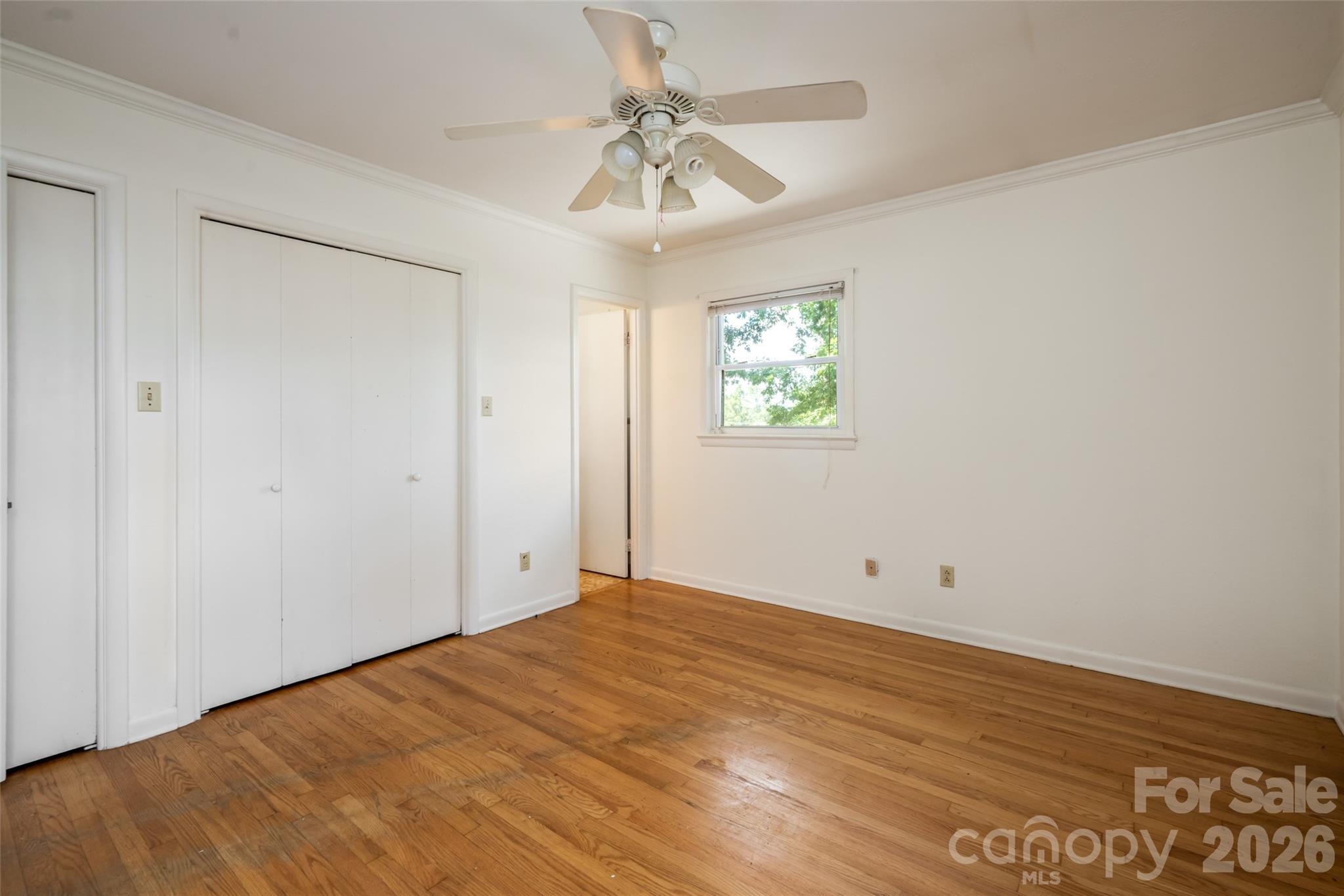 Royal Pines - Residential