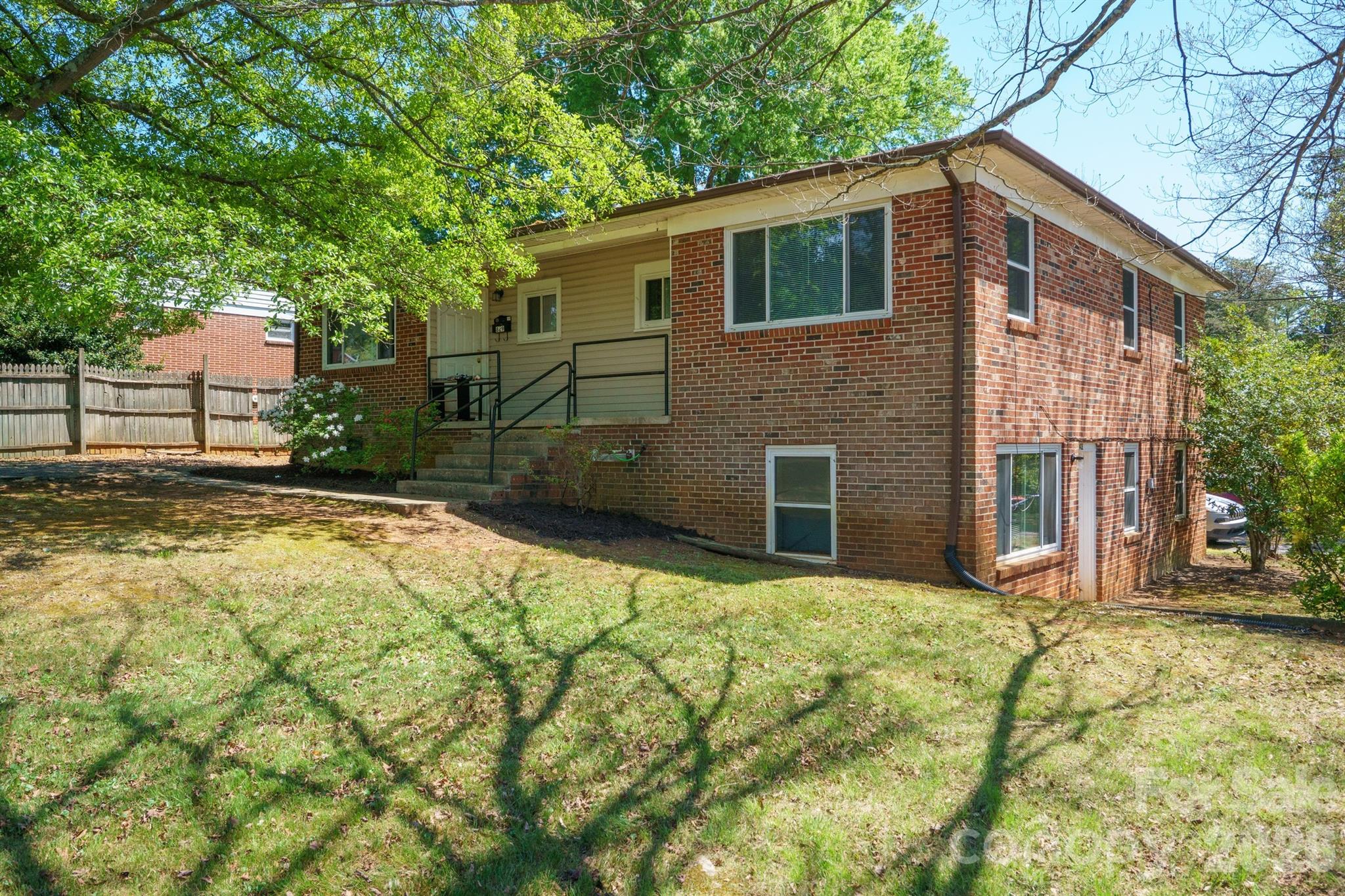 Invest in this triplex near downtown Hickory. Excellent opportunity for rental income.
Three 2 bedroom/ 1 bath units - two on 4th Avenue, the downstairs unit is on 9th and has a back entrance.

Two units are occupied. One is available for viewing - 

Floorplan is almost the same for all three.

No laundry hookups in unit - there is availability in the basement for common laundry.