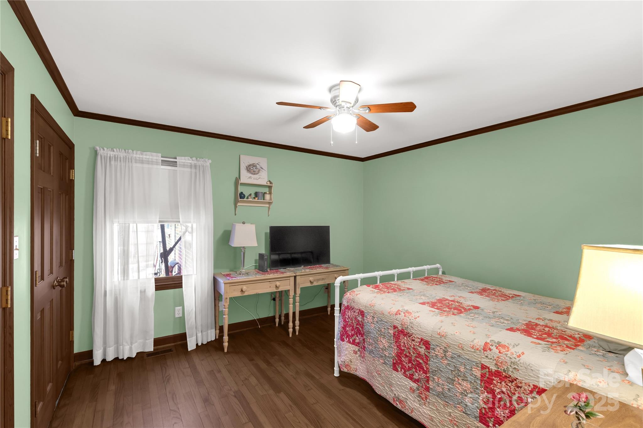 Forest Hills - Residential