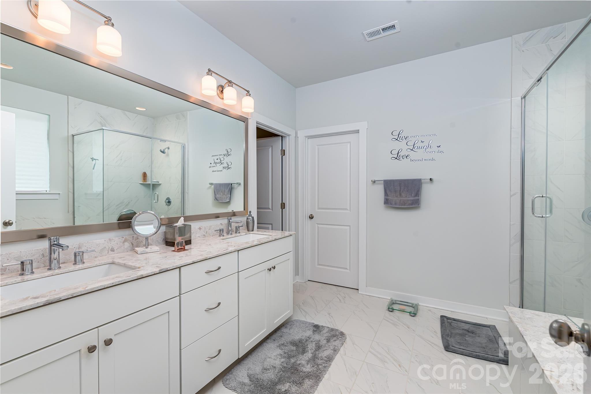 Paddlers Cove - Residential