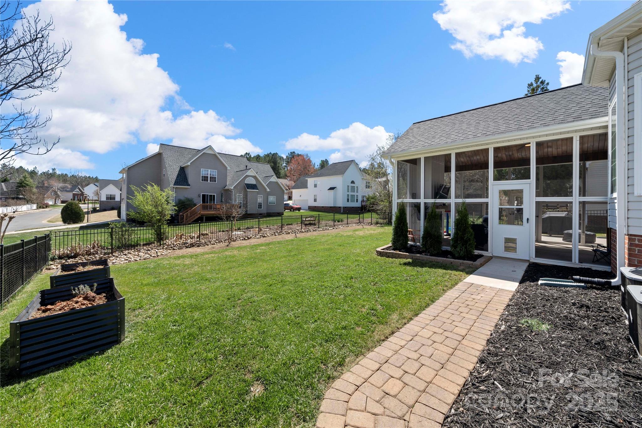 Seven Oaks - Residential