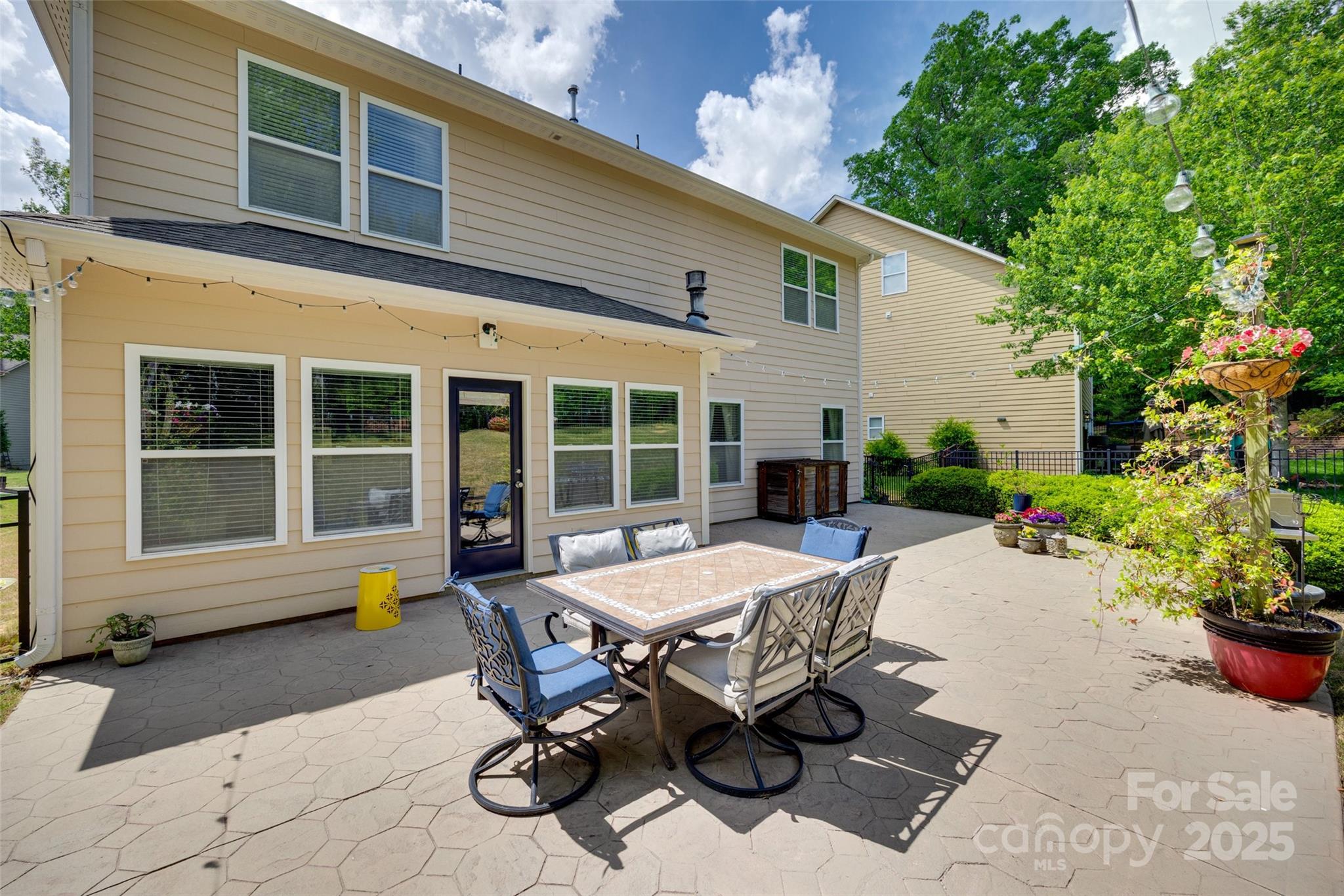 Lake Ridge - Residential