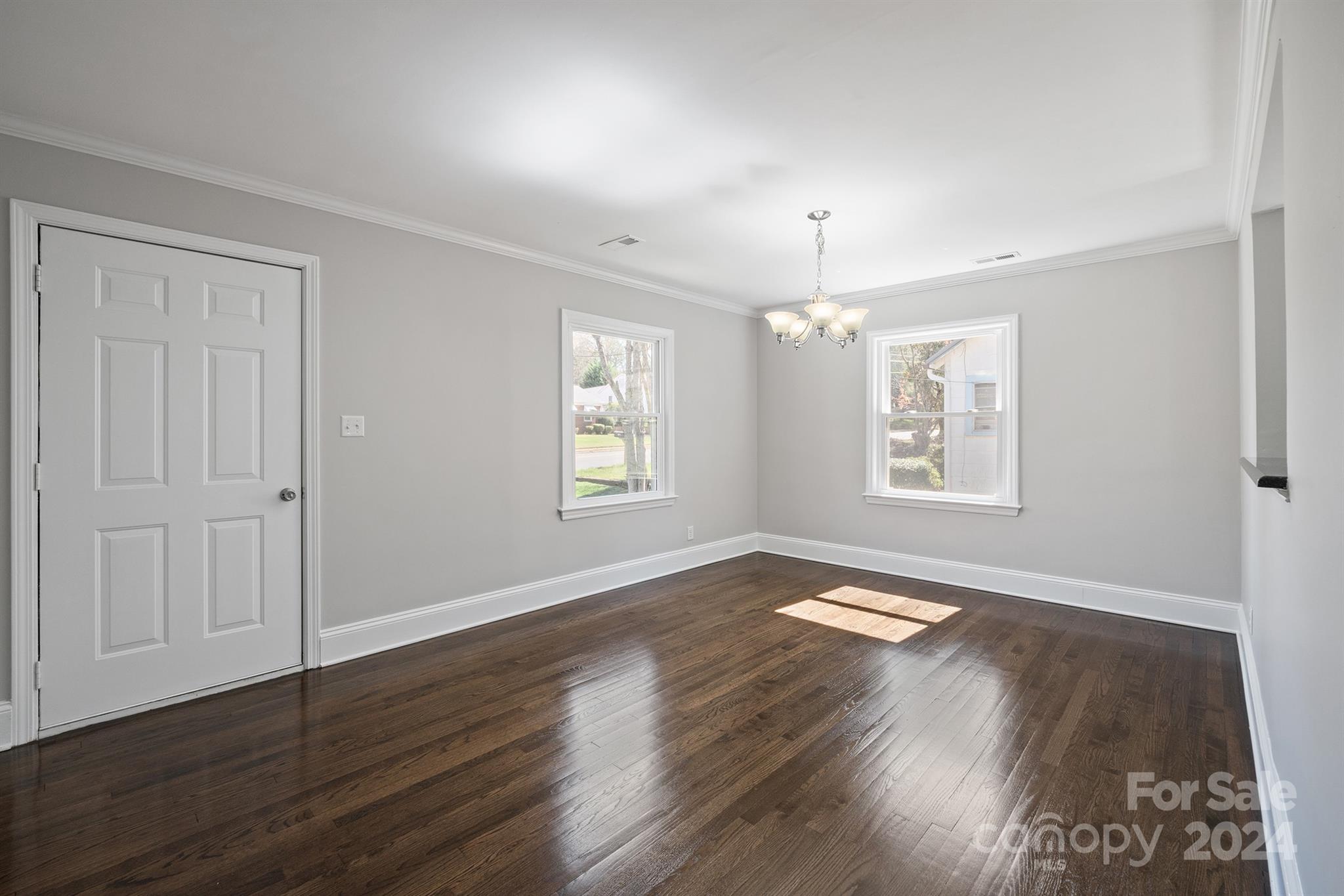 Country Club Estates - Residential