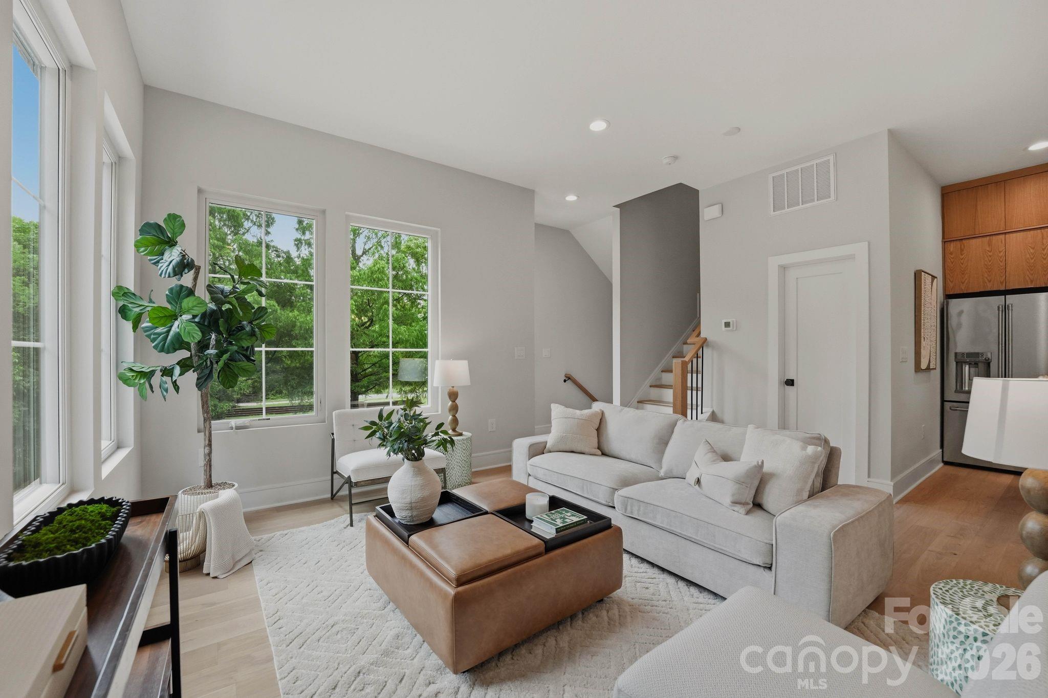 East 16th Street Townhomes - Residential
