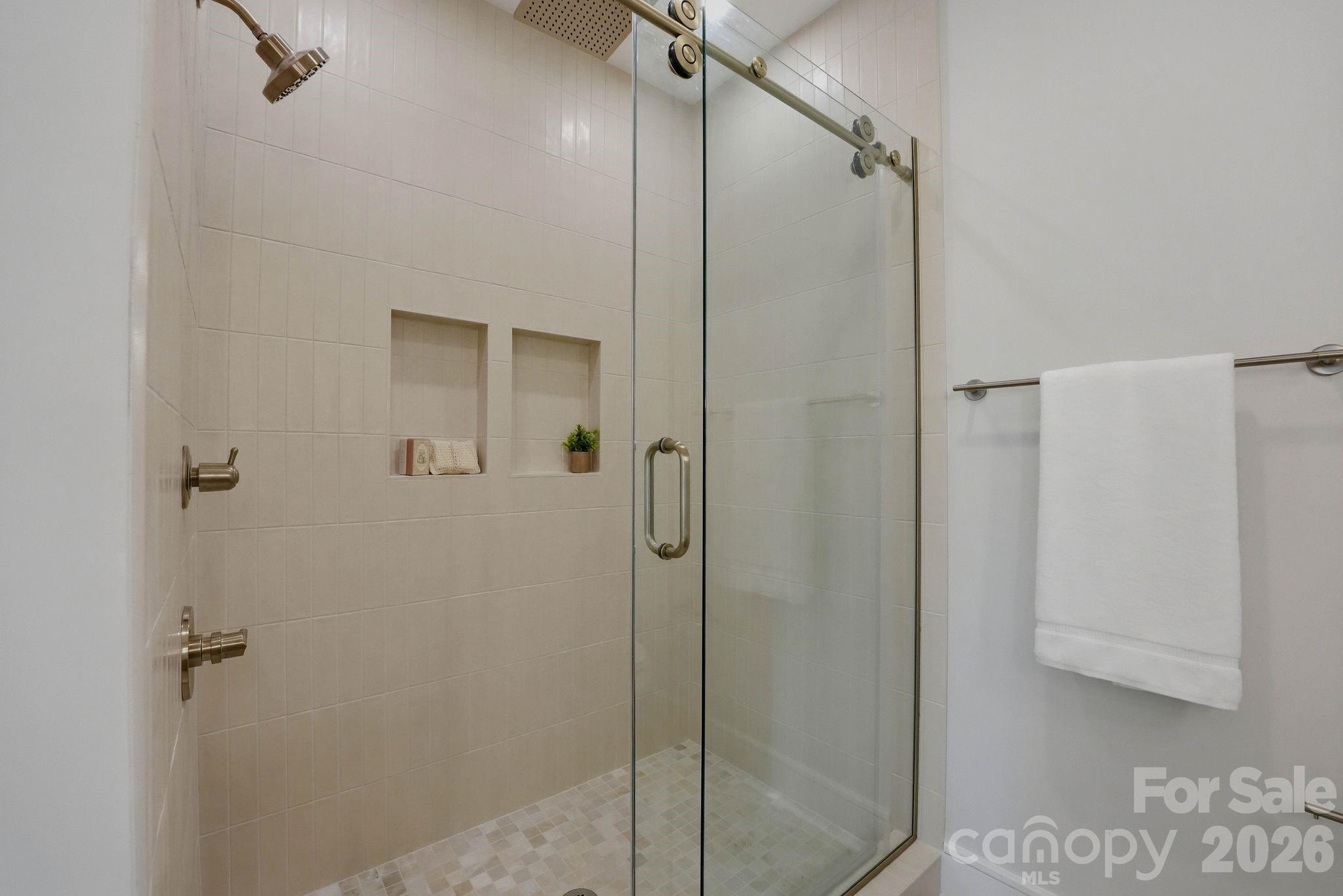 East 16th Street Townhomes - Residential