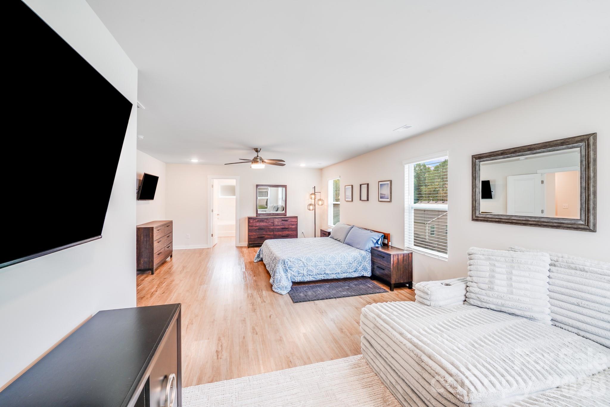 Kinghurst Cove - Residential