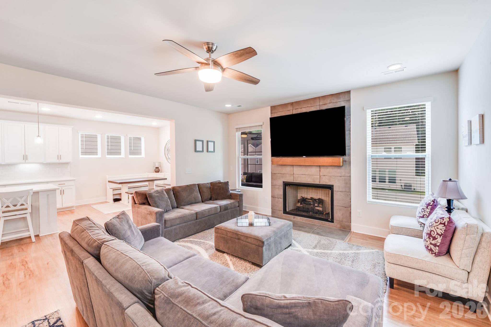 Kinghurst Cove - Residential