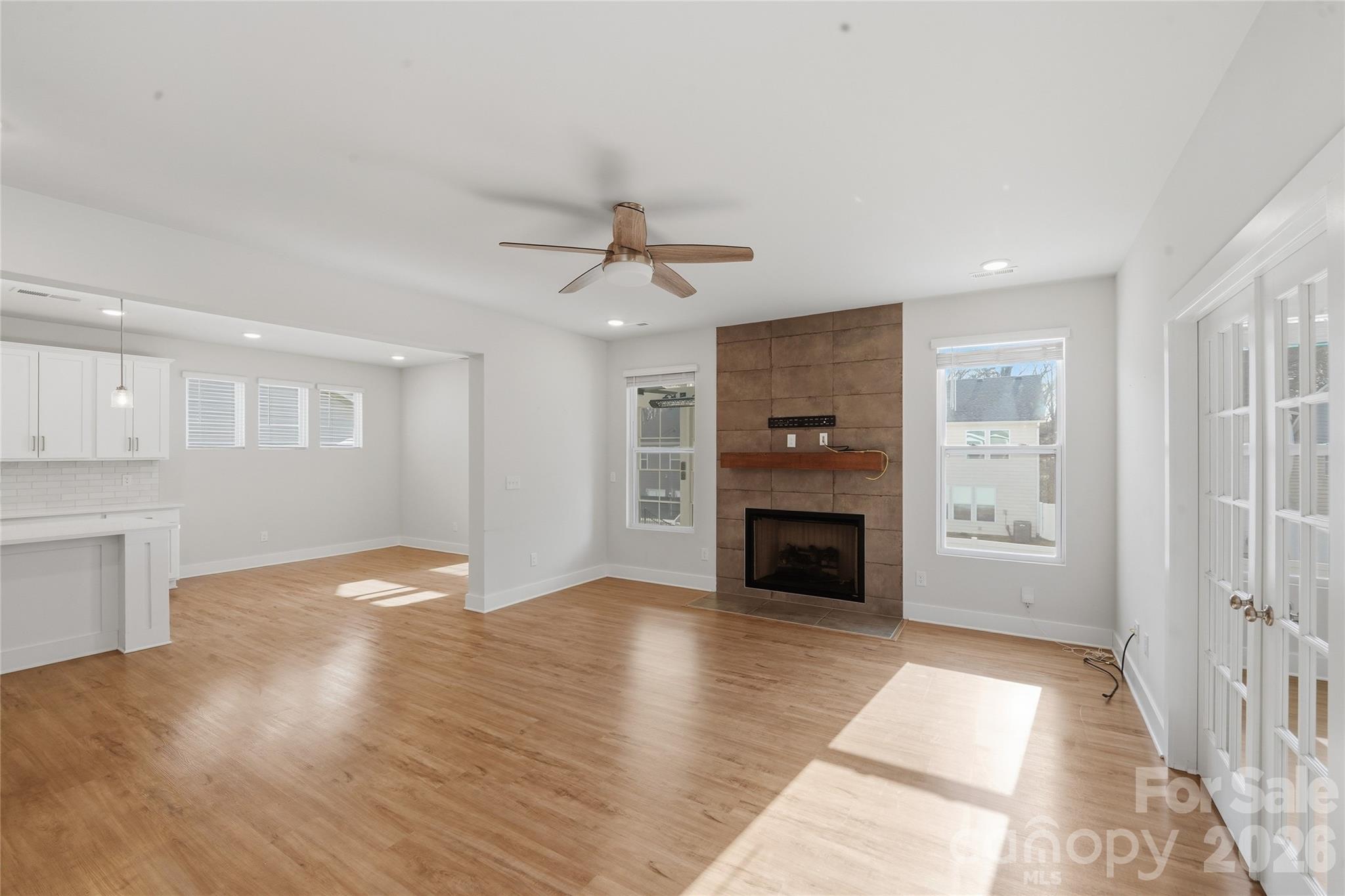 Kinghurst Cove - Residential