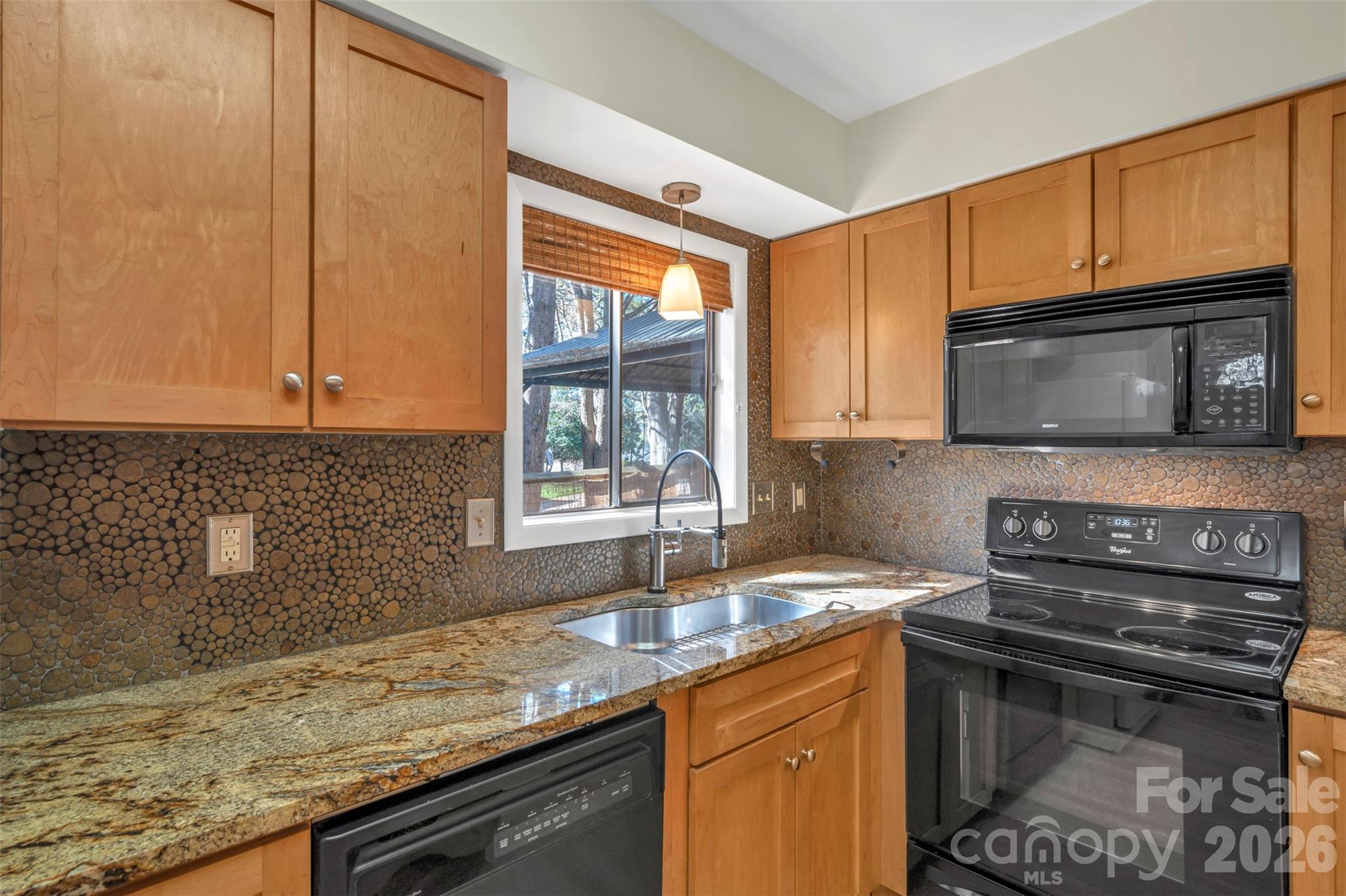 Tega Cay - Residential