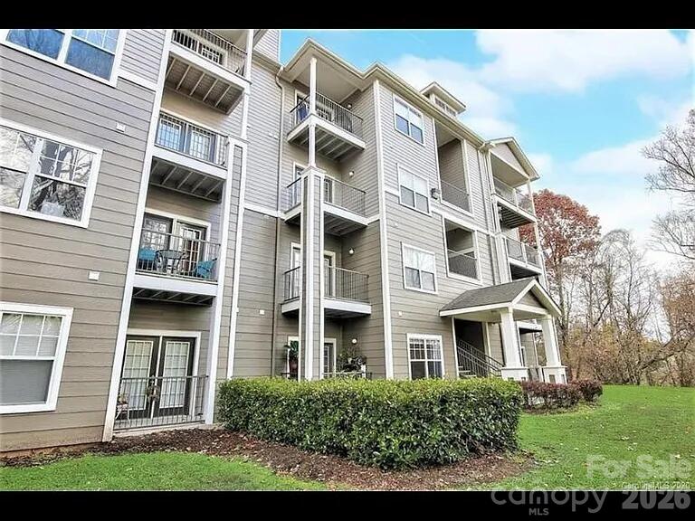 Seasons At Biltmore Lake - Residential
