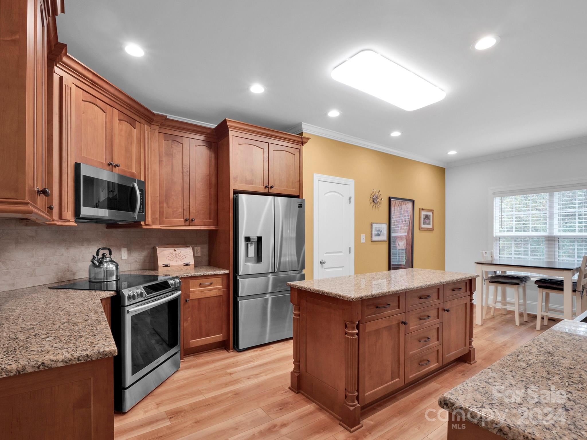 Henrys Glen - Residential