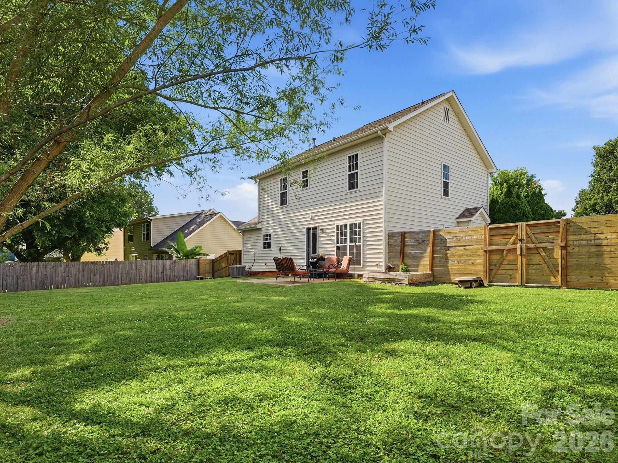 Starmount Forest - Residential