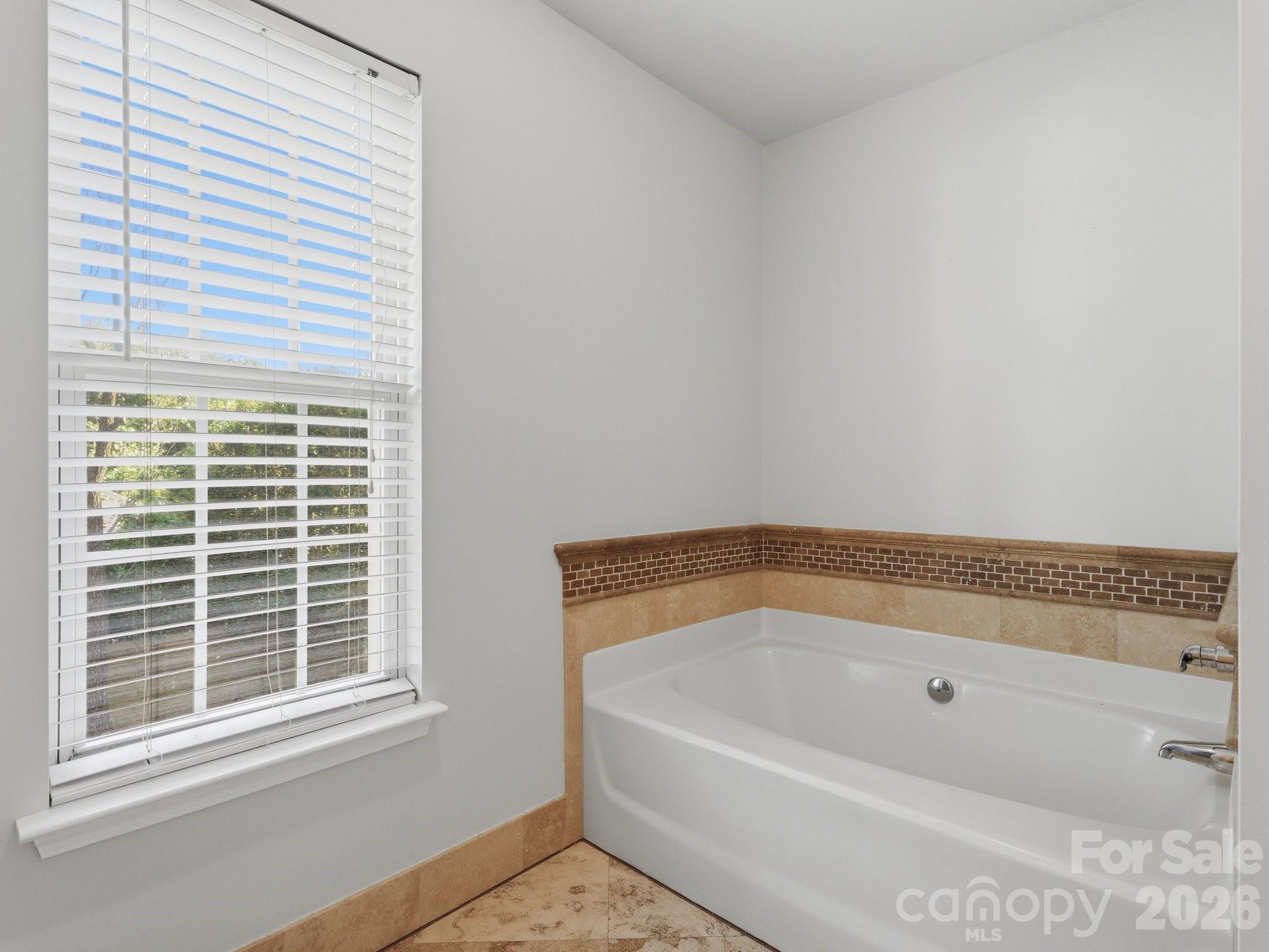 Starmount Forest - Residential