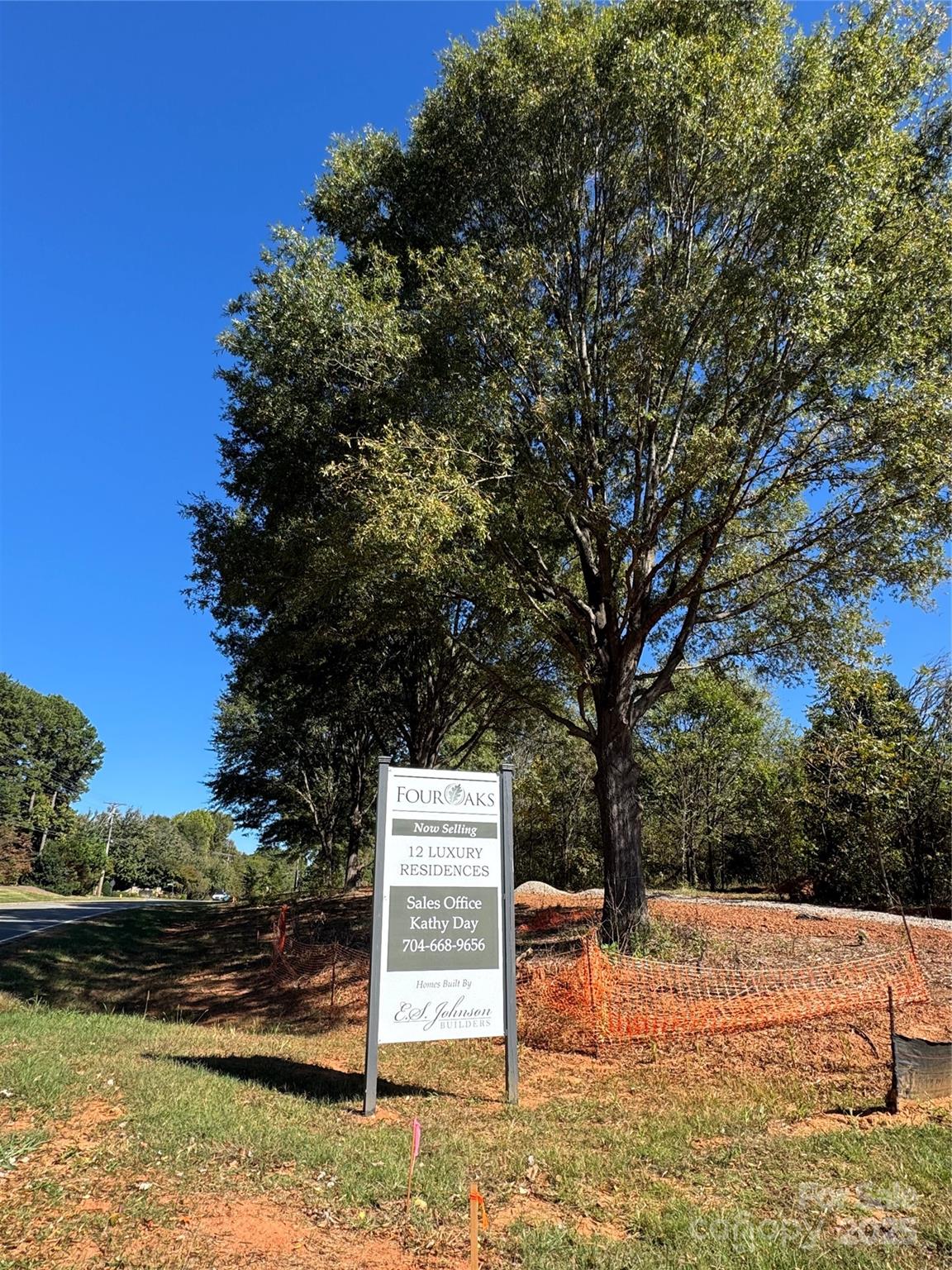 Four Oaks - Residential