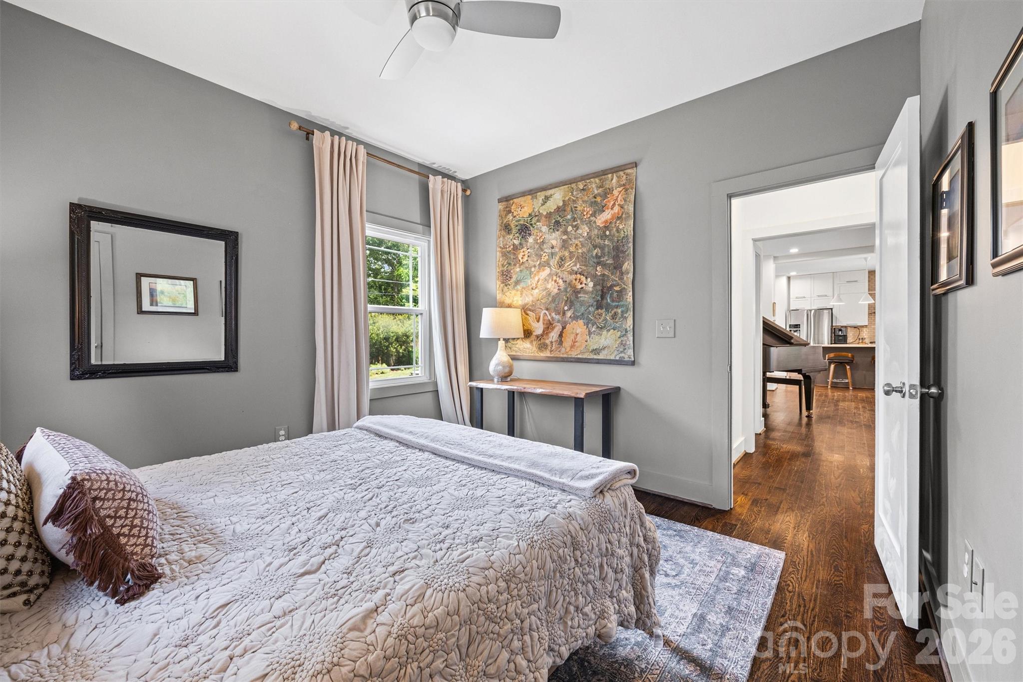 Plaza Hills - Residential
