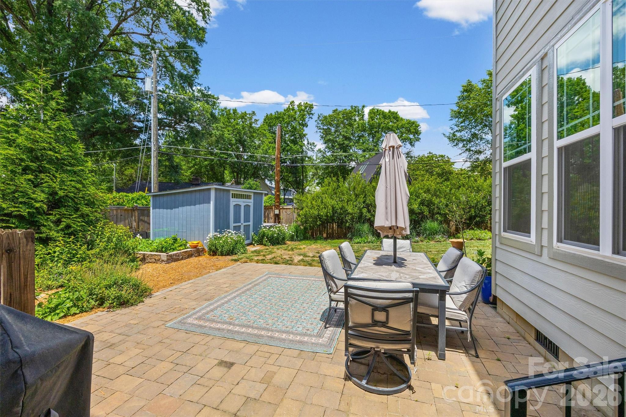 Plaza Hills - Residential