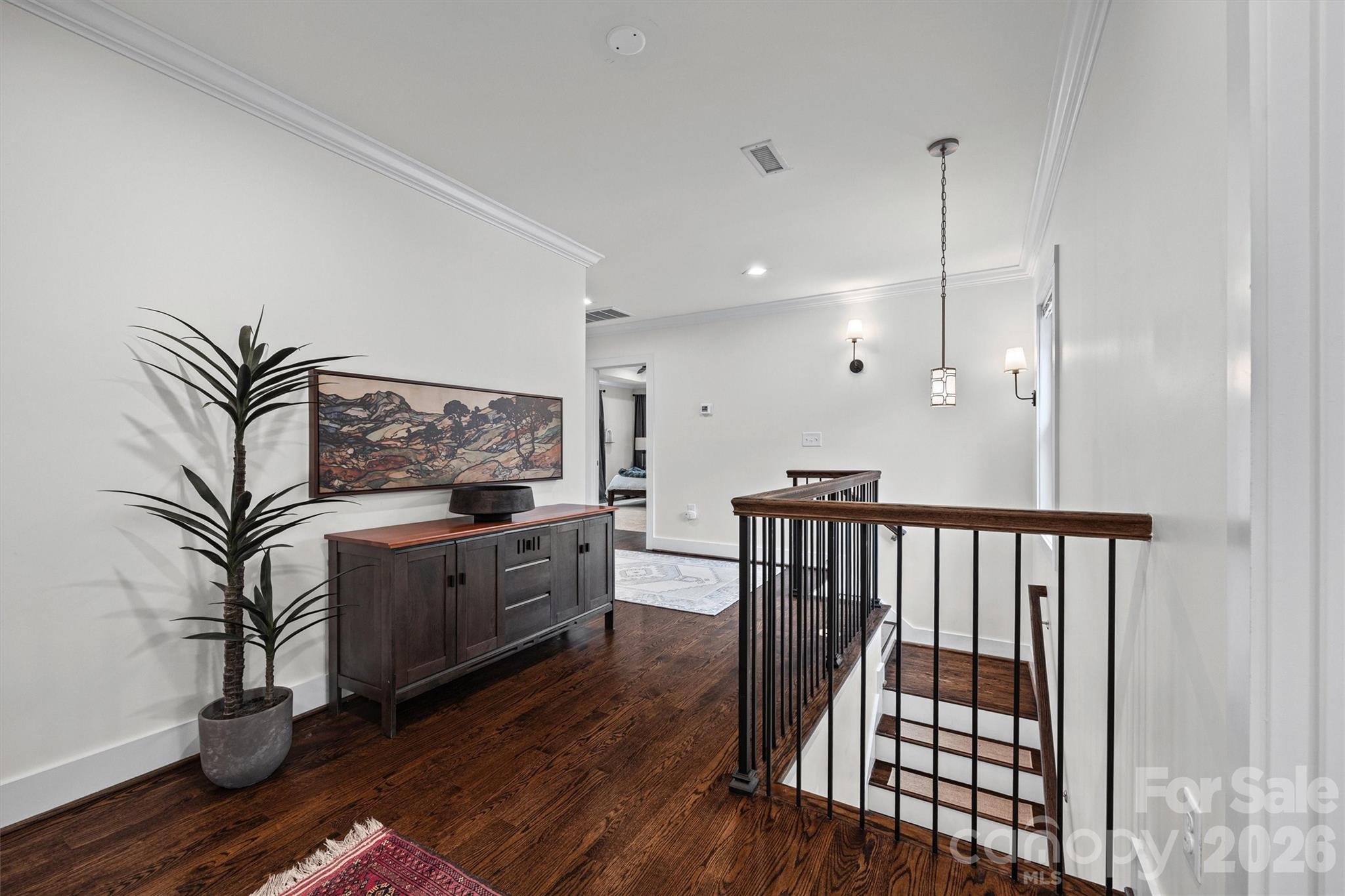 Plaza Hills - Residential