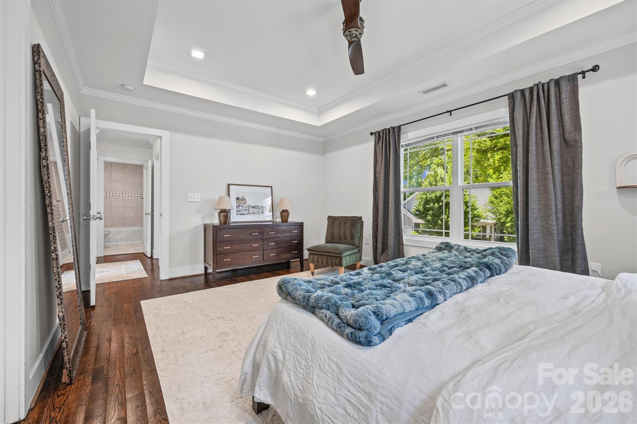 Plaza Hills - Residential