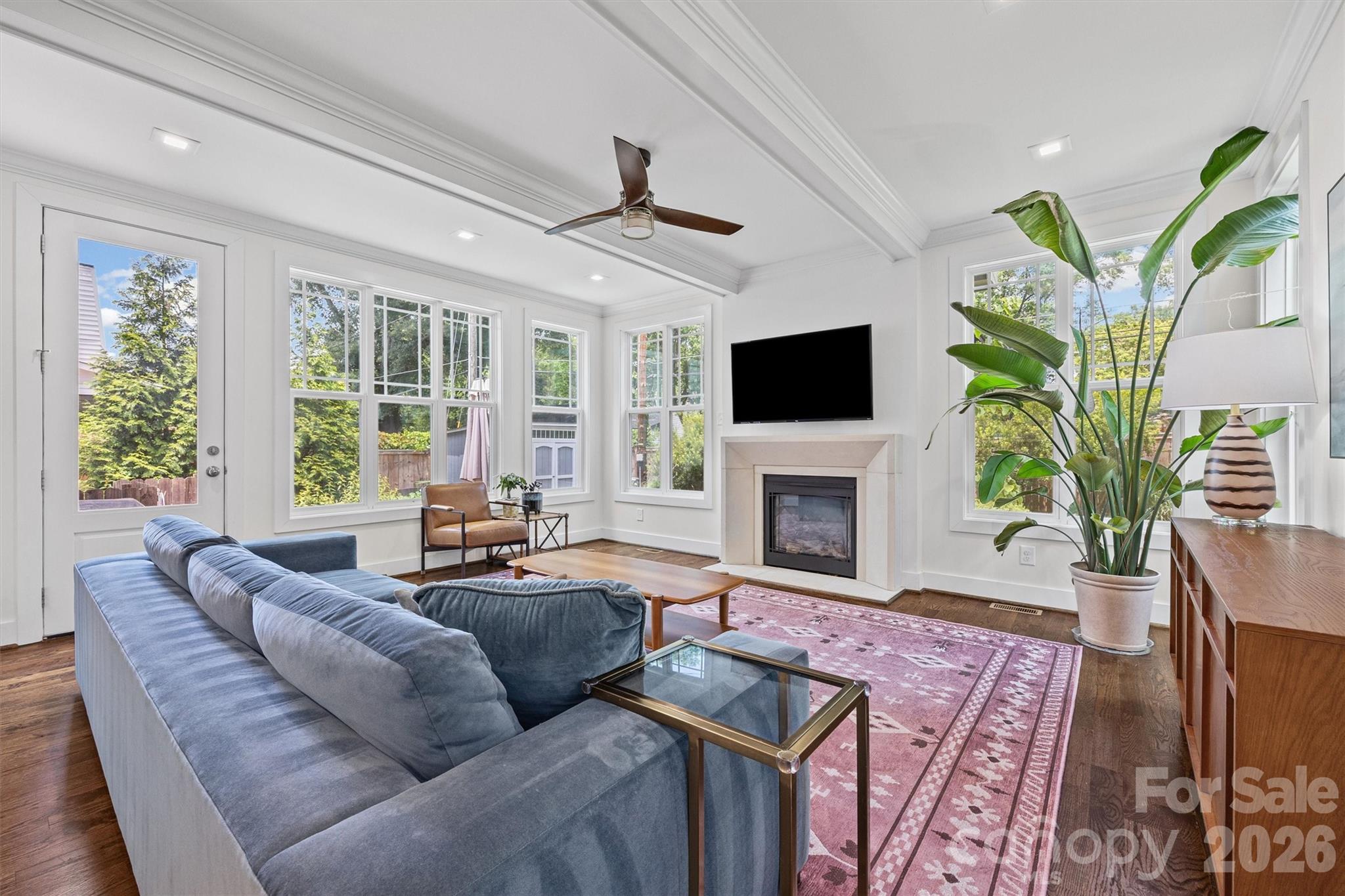 Plaza Hills - Residential