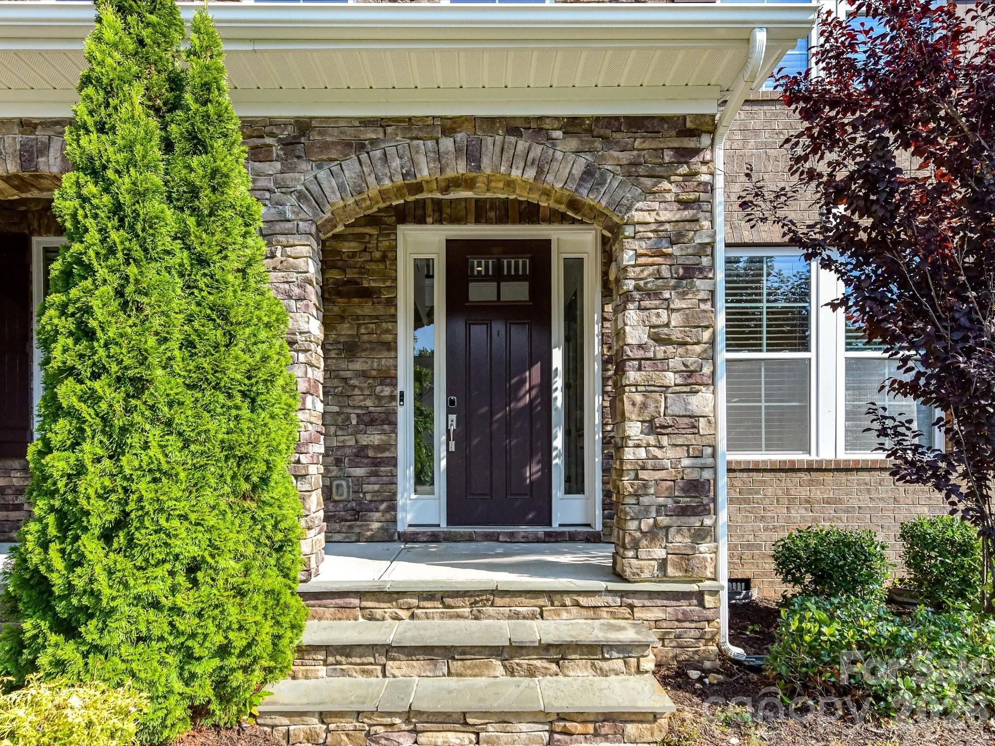 Inverness on Providence - Residential