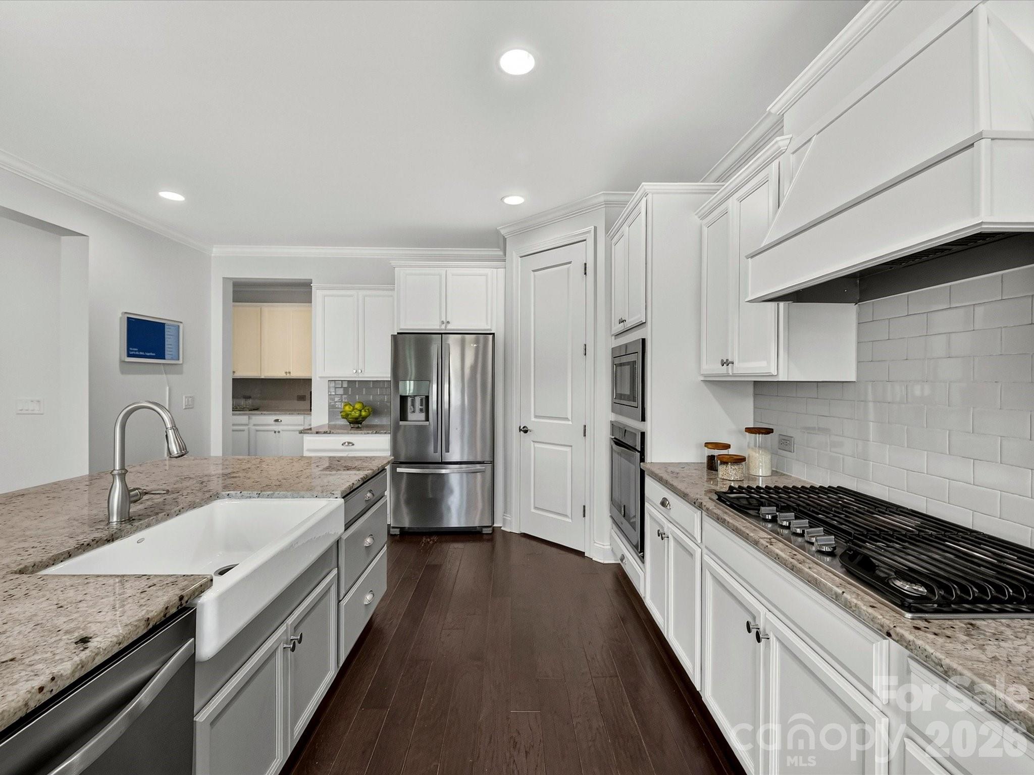 Inverness on Providence - Residential