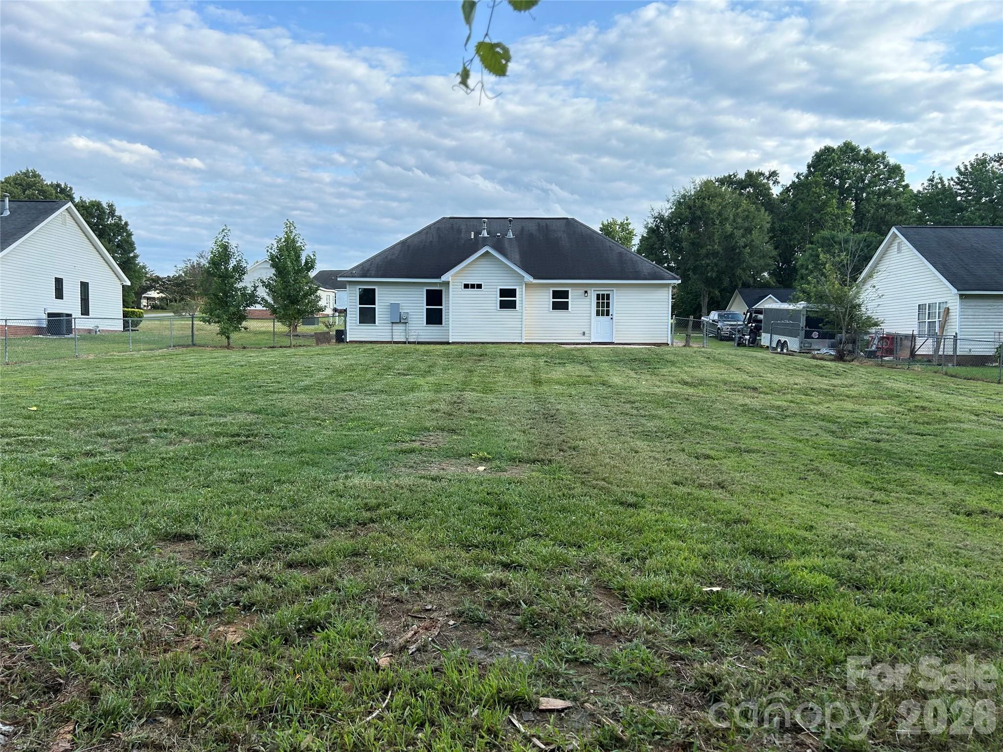 Windward Oaks - Residential