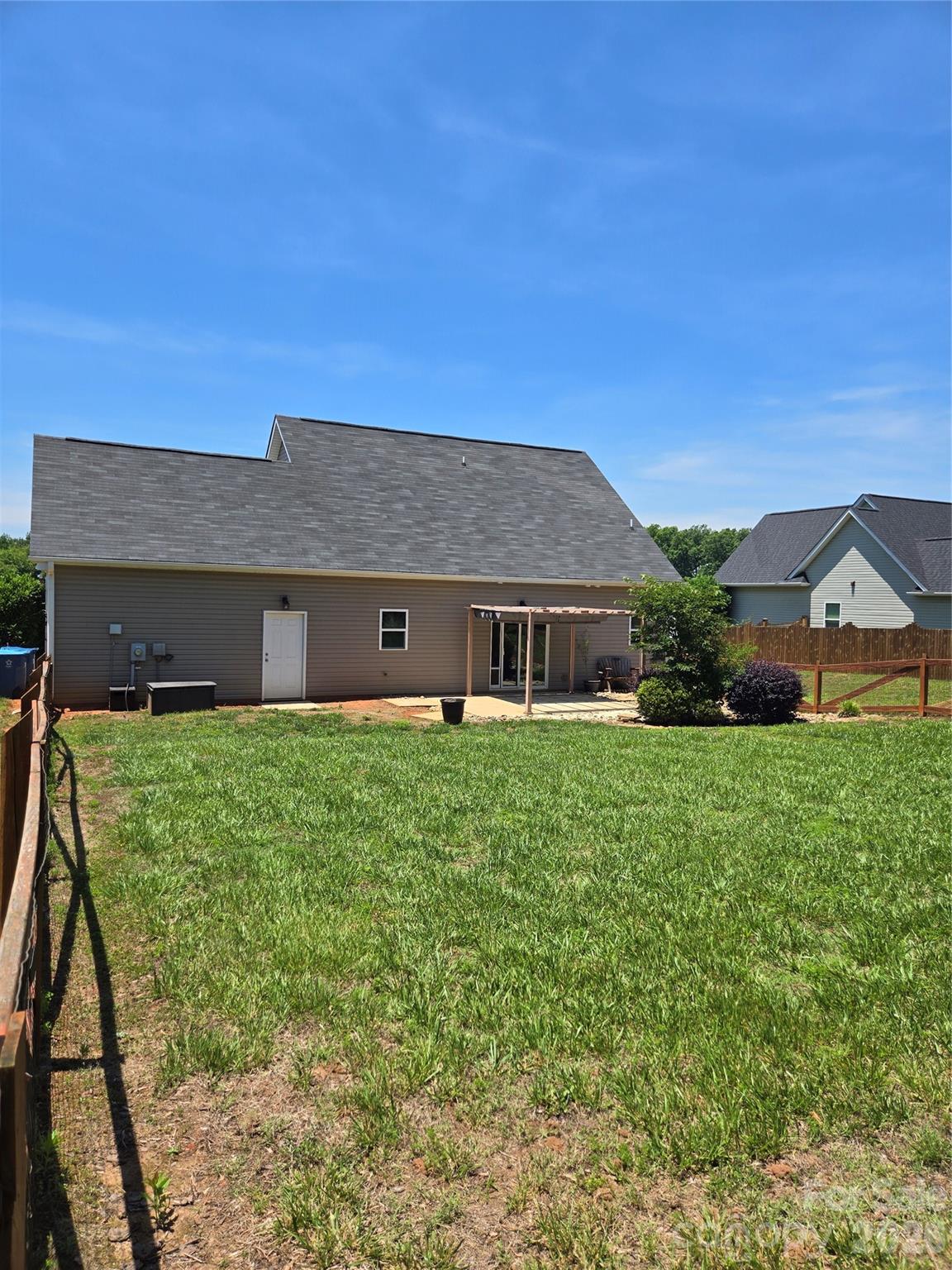 Russell Ridge - Residential