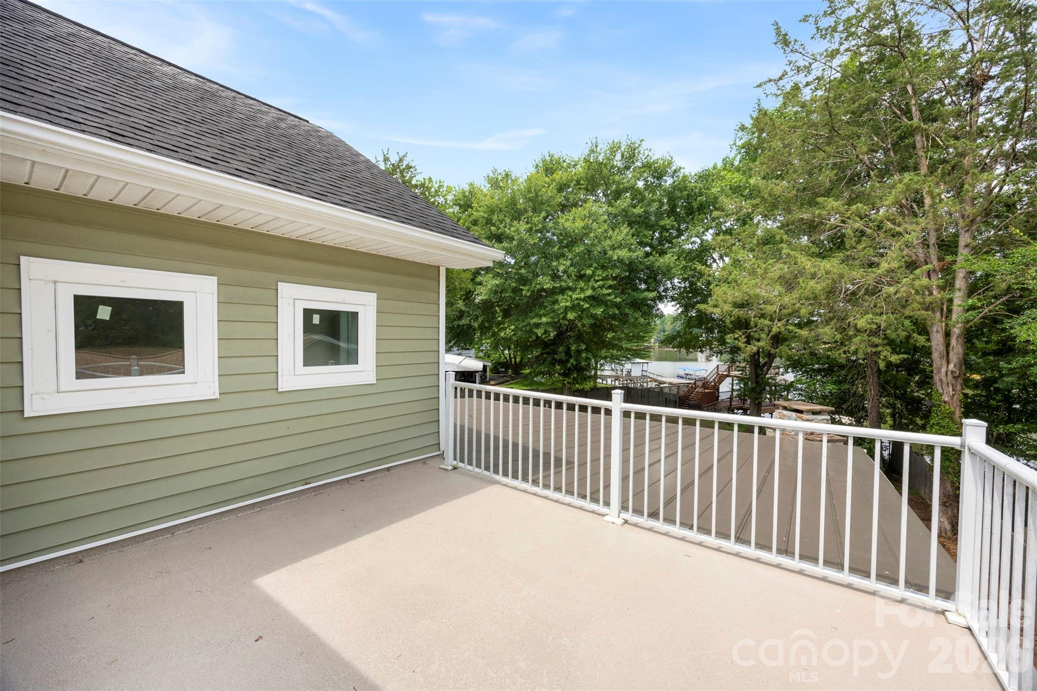 Riverfront - Residential